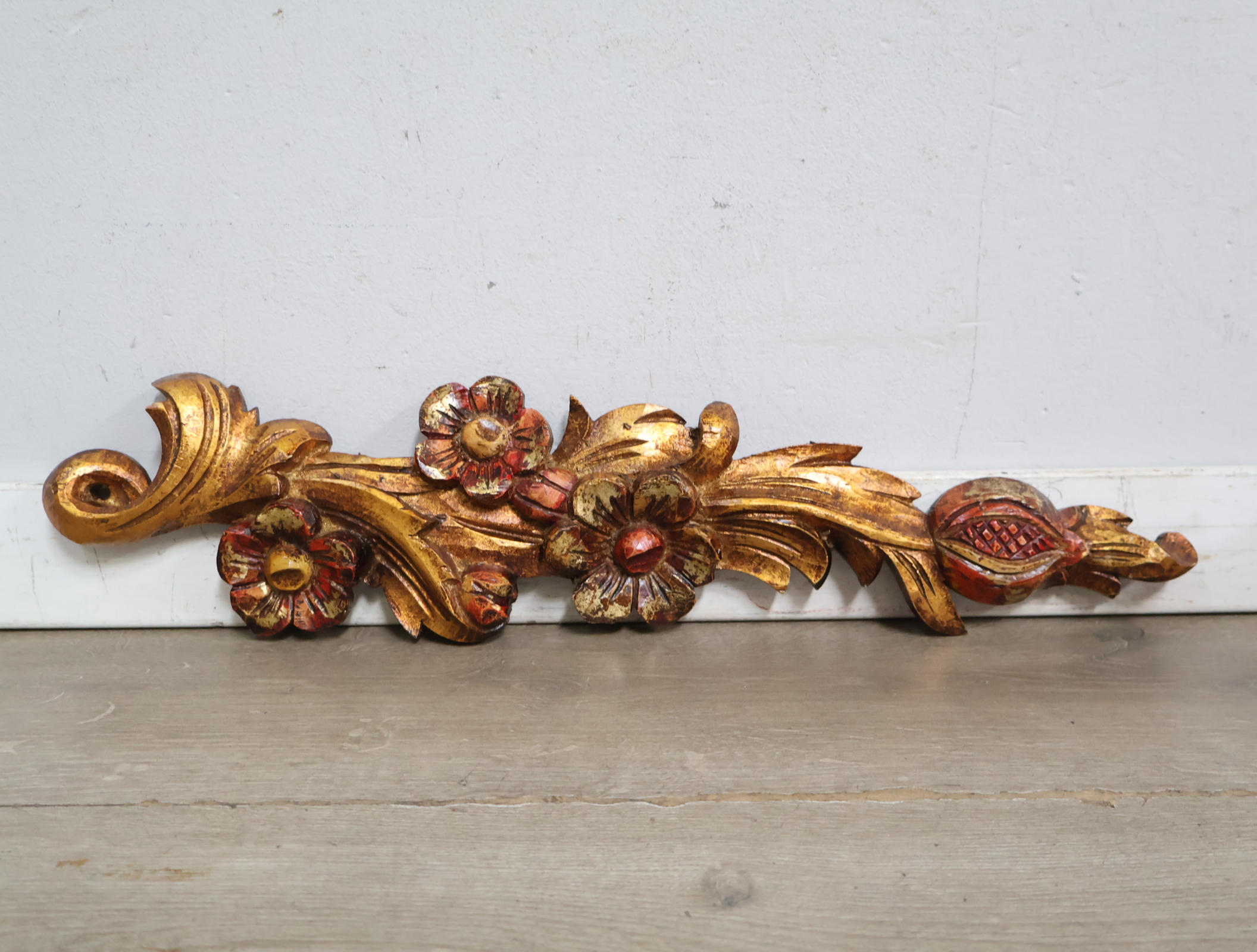 Bloemenmotief Wandornament' – foto 4 – kavel bij GSD Auctions, Zoeterwoude