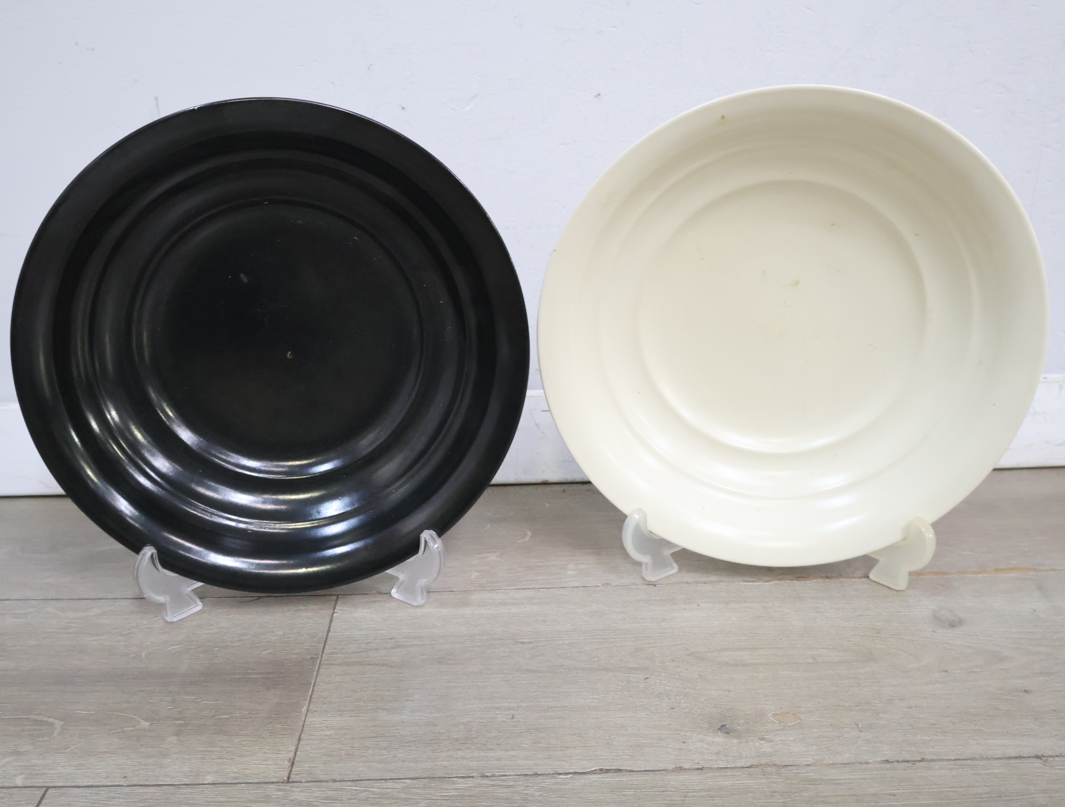 Set van twee antieke borden - RAM Arnhem – foto 3 – kavel bij GSD Auctions, Zoeterwoude