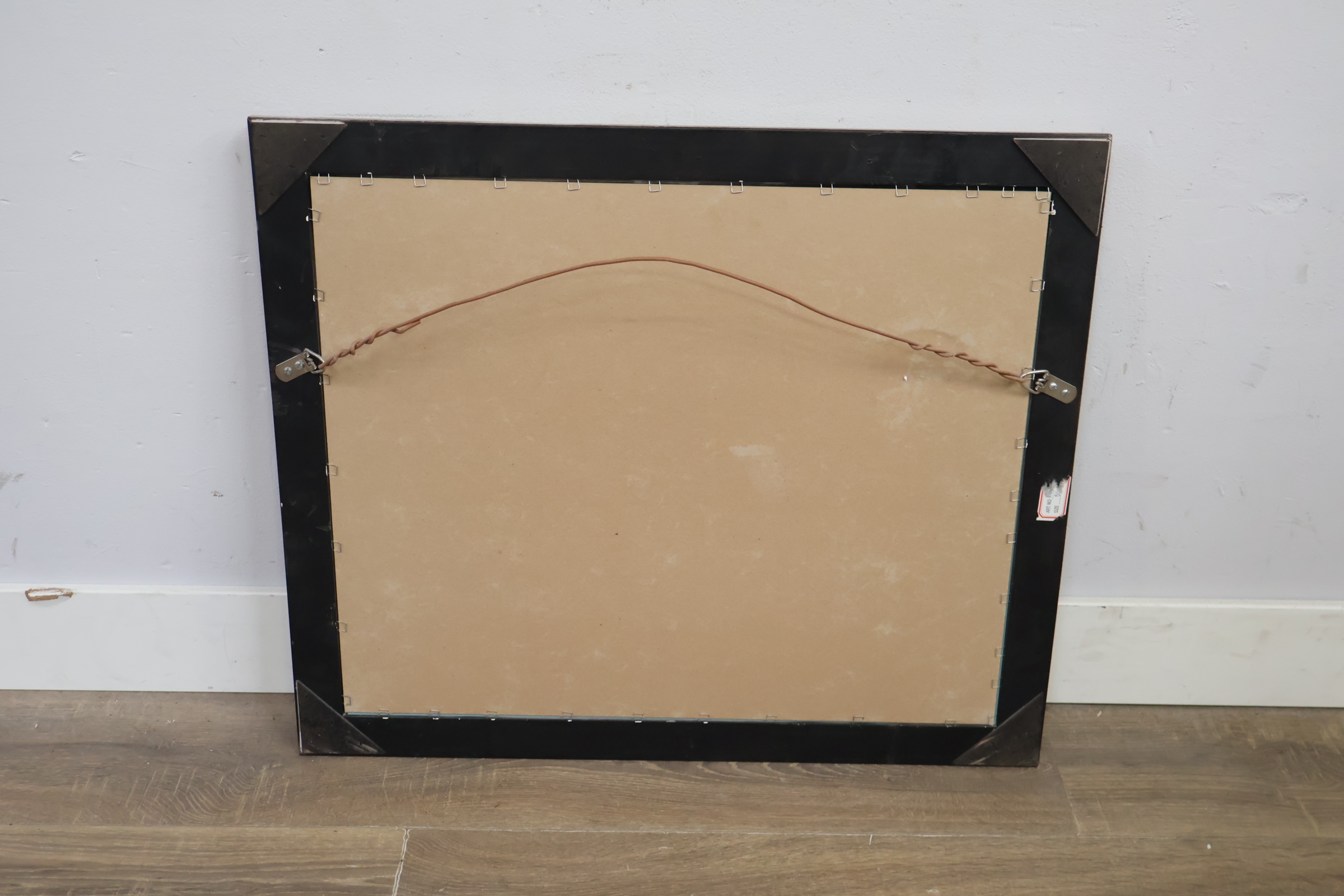 Wandspiegel met goudkleurige lijst – foto 6 – kavel bij GSD Auctions, Zoeterwoude