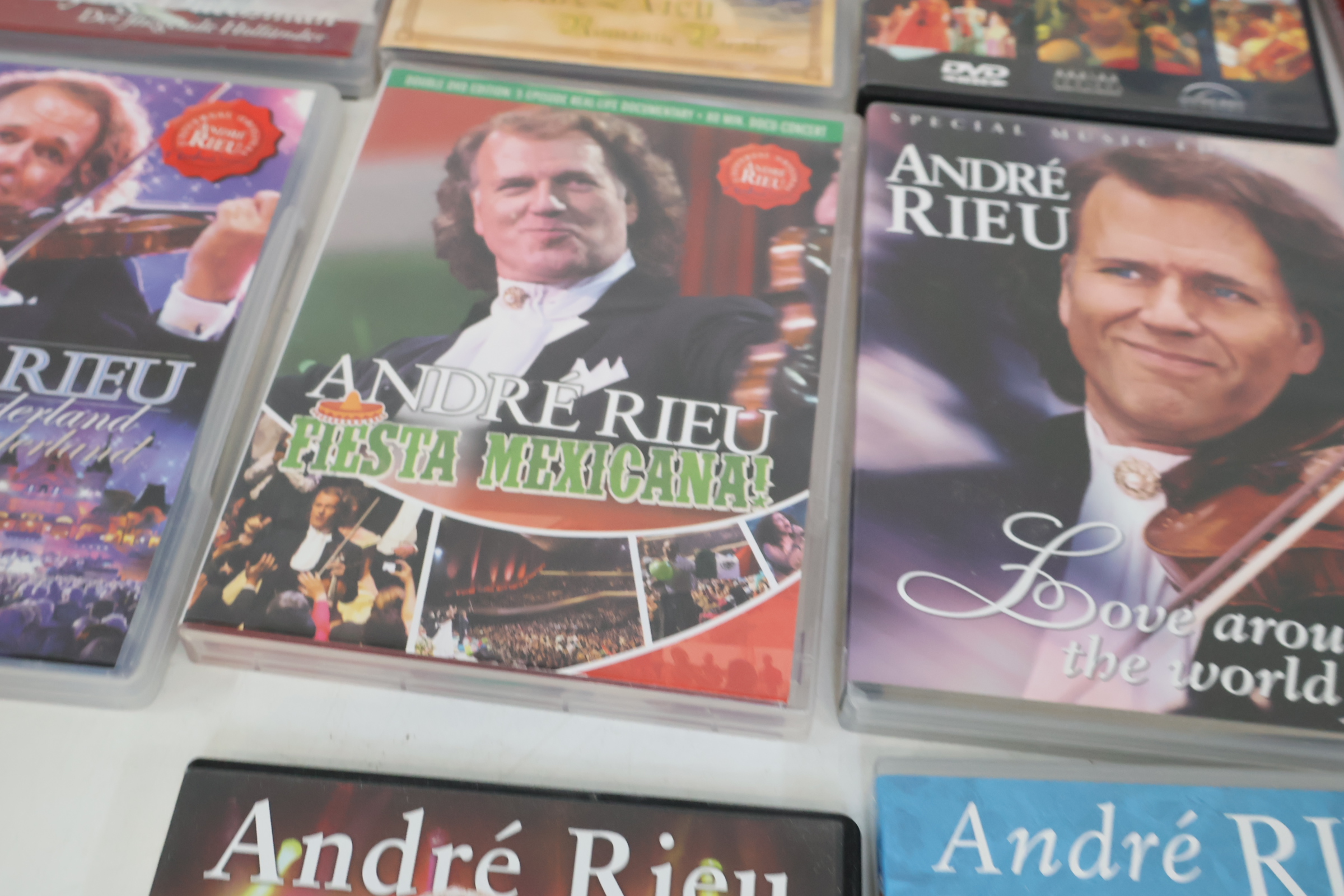 Verzameling André Rieu DVD's'' – foto 7 – kavel bij GSD Auctions, Zoeterwoude