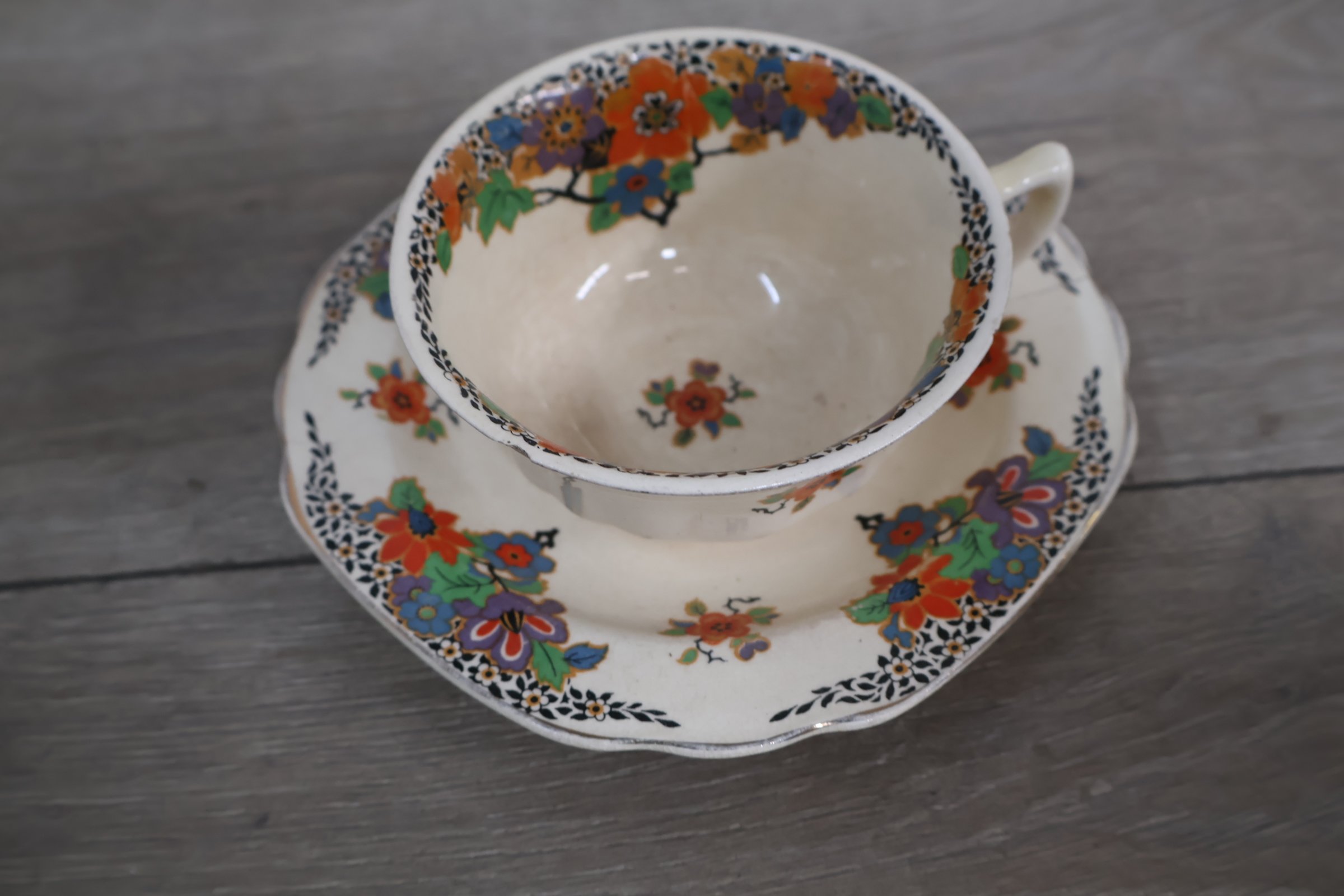 Vintage theepot met kop en schotel'' – foto 5 – kavel bij GSD Auctions, Zoeterwoude