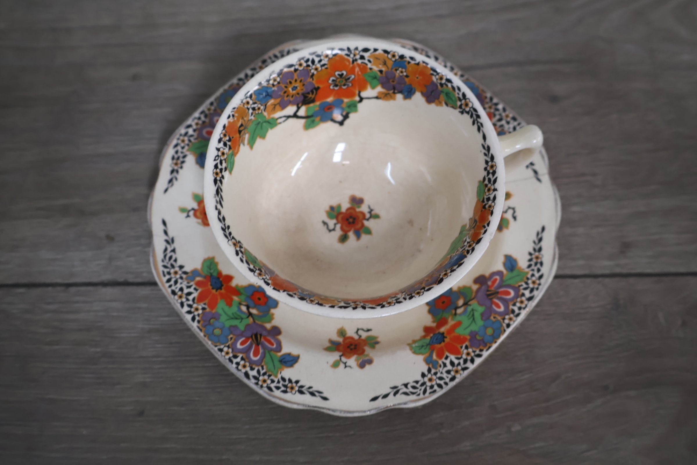 Vintage theepot met kop en schotel'' – foto 6 – kavel bij GSD Auctions, Zoeterwoude