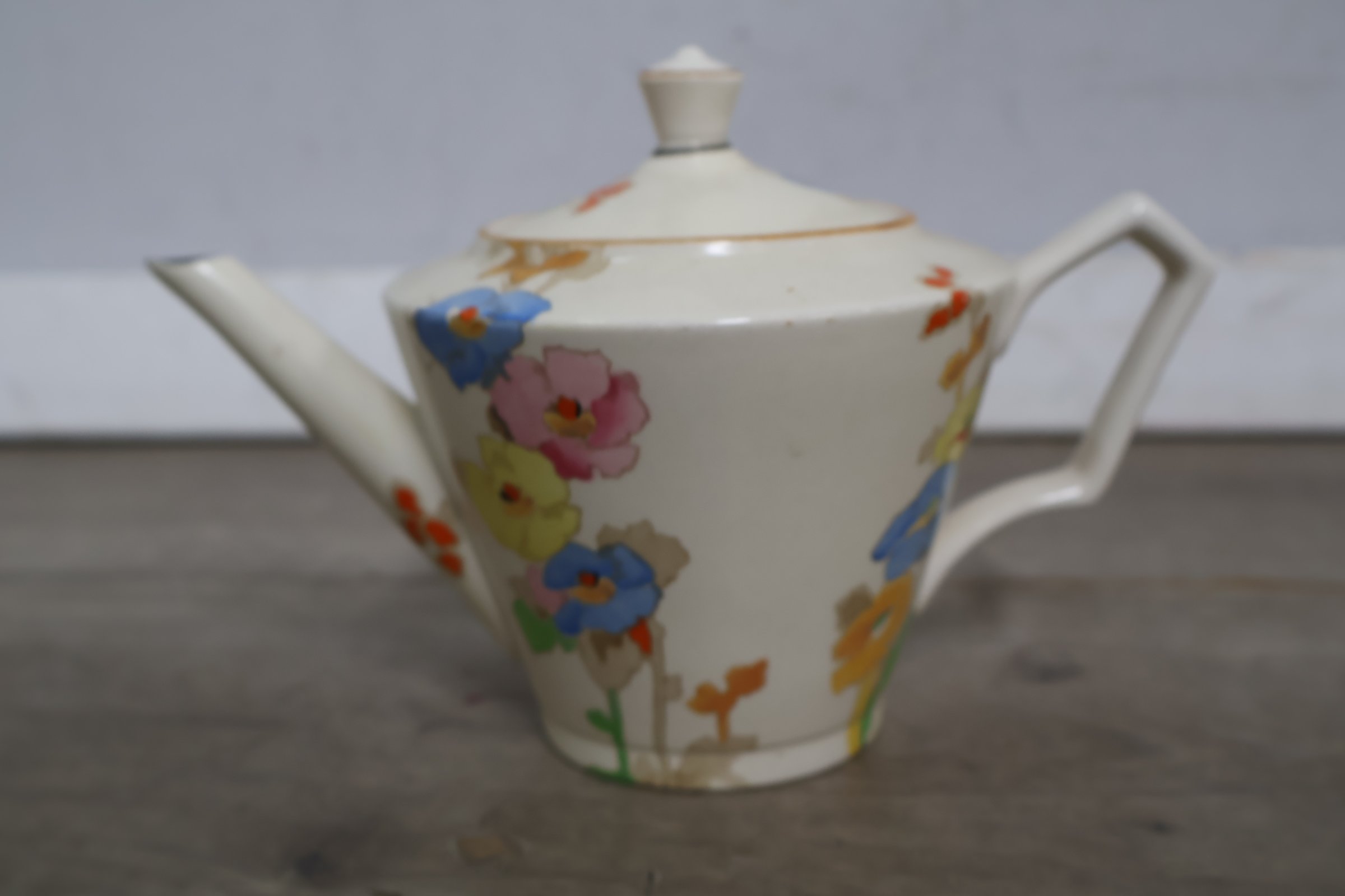 Vintage theepot met kop en schotel'' – foto 9 – kavel bij GSD Auctions, Zoeterwoude