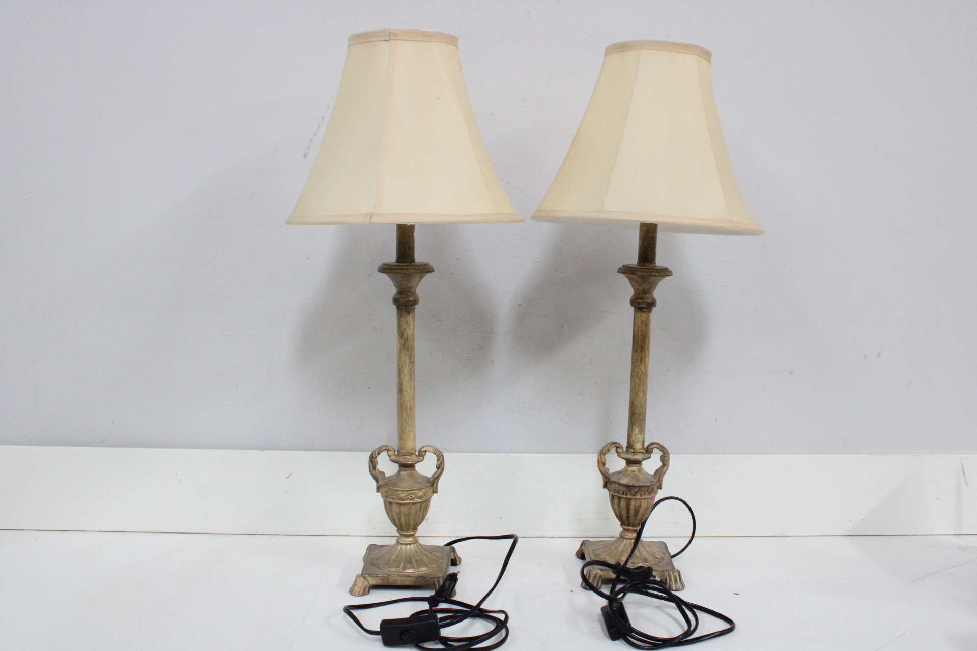 Set klassieke tafellampen met kap – foto 3 – kavel bij GSD Auctions, Zoeterwoude