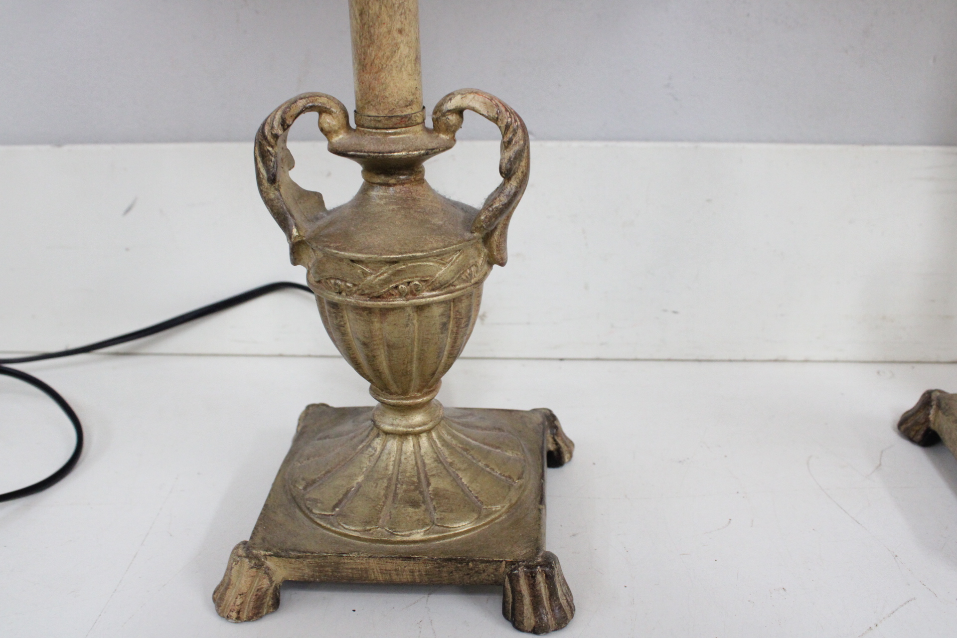 Set klassieke tafellampen met kap – foto 9 – kavel bij GSD Auctions, Zoeterwoude
