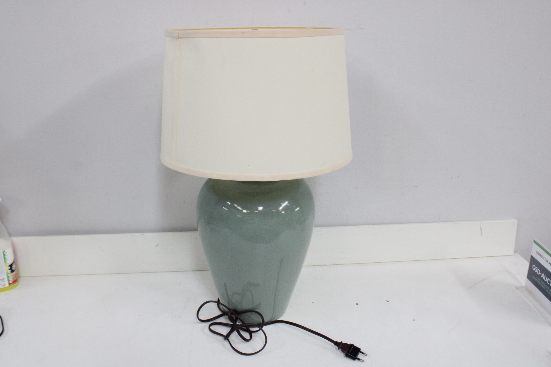 Tafellamp met groene keramische pot – foto 4 – kavel bij GSD Auctions, Zoeterwoude