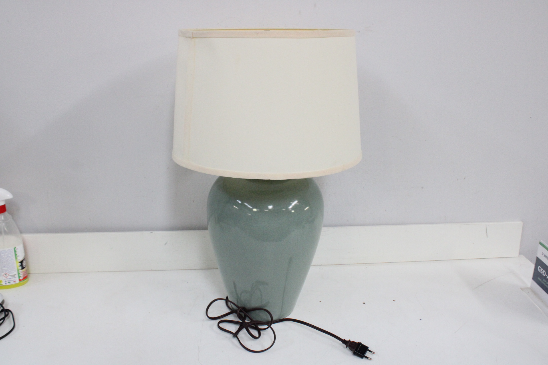 Tafellamp met groene keramische pot – foto 5 – kavel bij GSD Auctions, Zoeterwoude