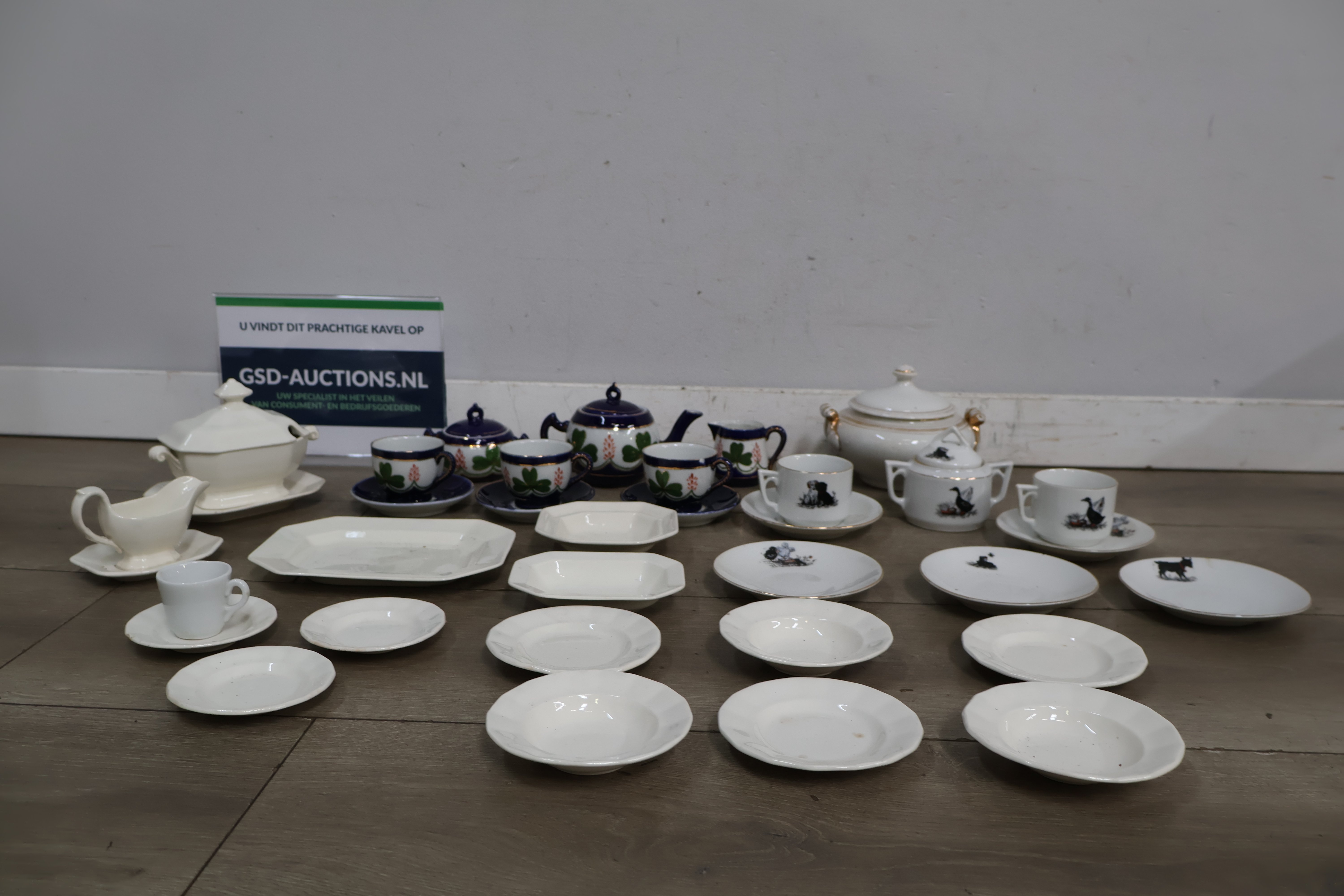 Porseleinen servies'' – foto 2 – kavel bij GSD Auctions, Zoeterwoude
