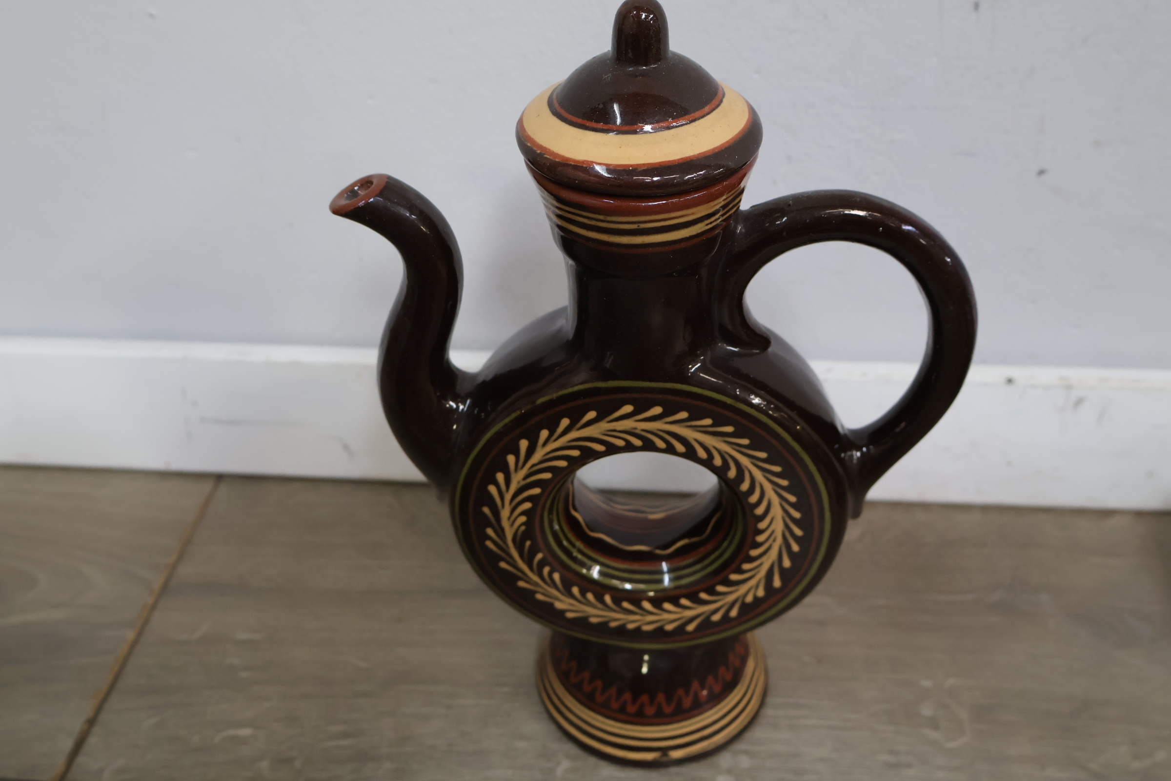 Set van 2 decoratieve vazen'' – foto 10 – kavel bij GSD Auctions, Zoeterwoude
