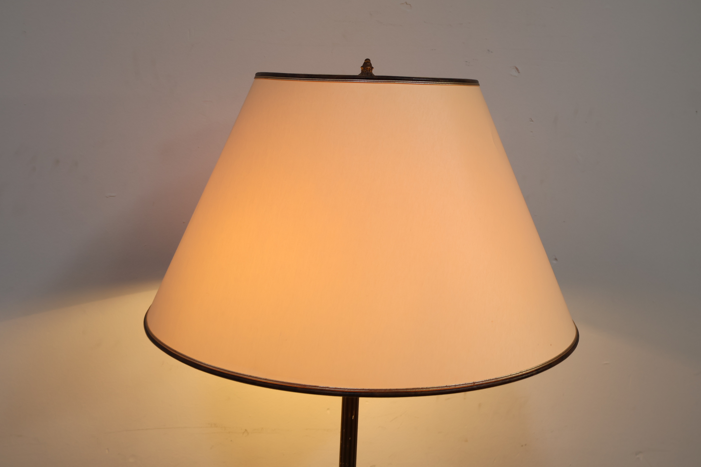 Staande lamp met stoffen kap'' – foto 6 – kavel bij GSD Auctions, Zoeterwoude