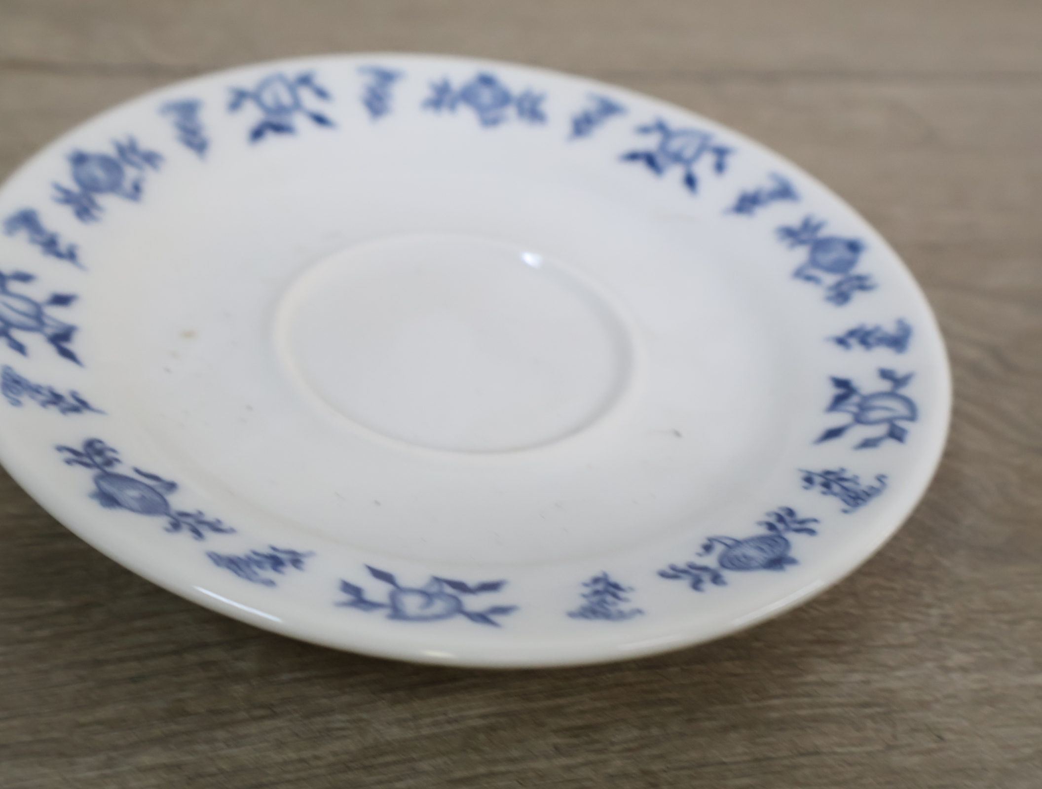 Blauw-wit servies met kopjes en schotels – foto 9 – kavel bij GSD Auctions, Zoeterwoude