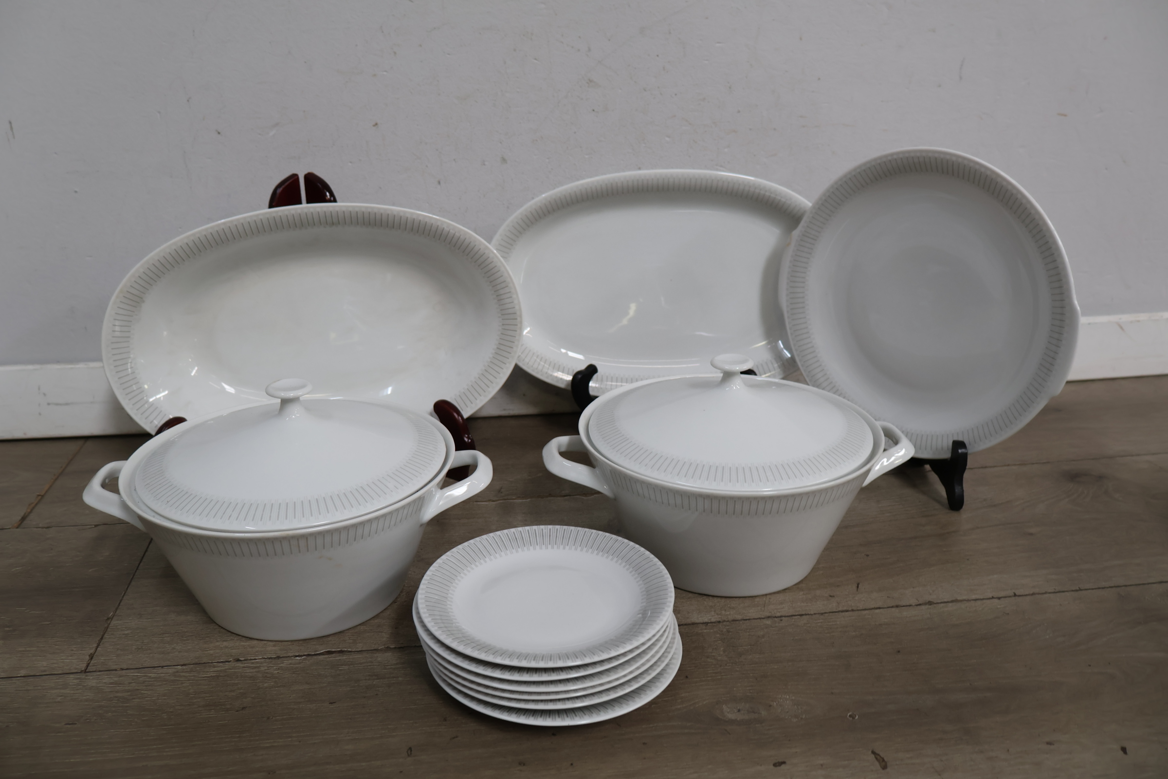 Groot Porseleinen Servies – foto 5 – kavel bij GSD Auctions, Zoeterwoude