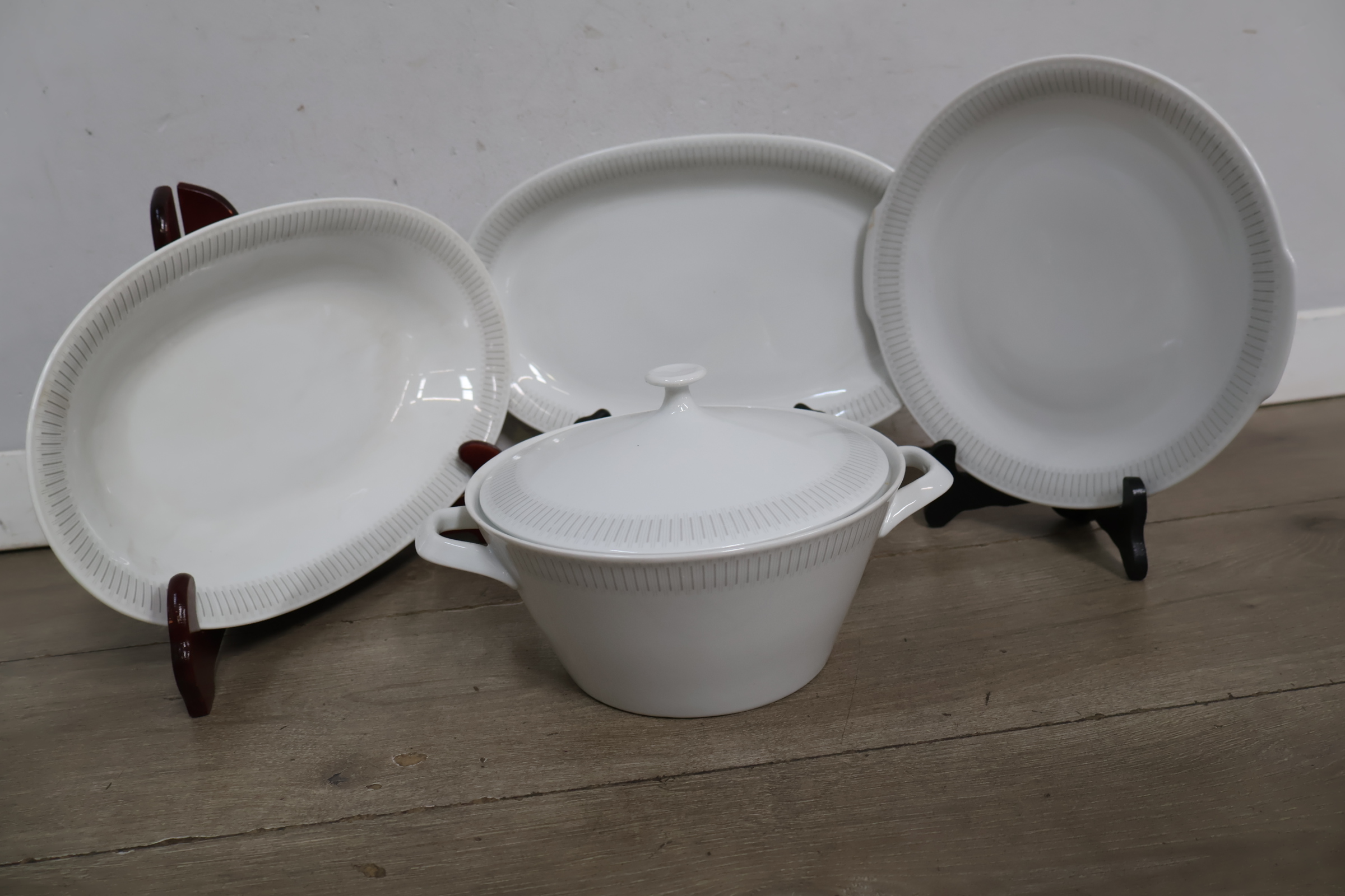 Groot Porseleinen Servies – foto 9 – kavel bij GSD Auctions, Zoeterwoude