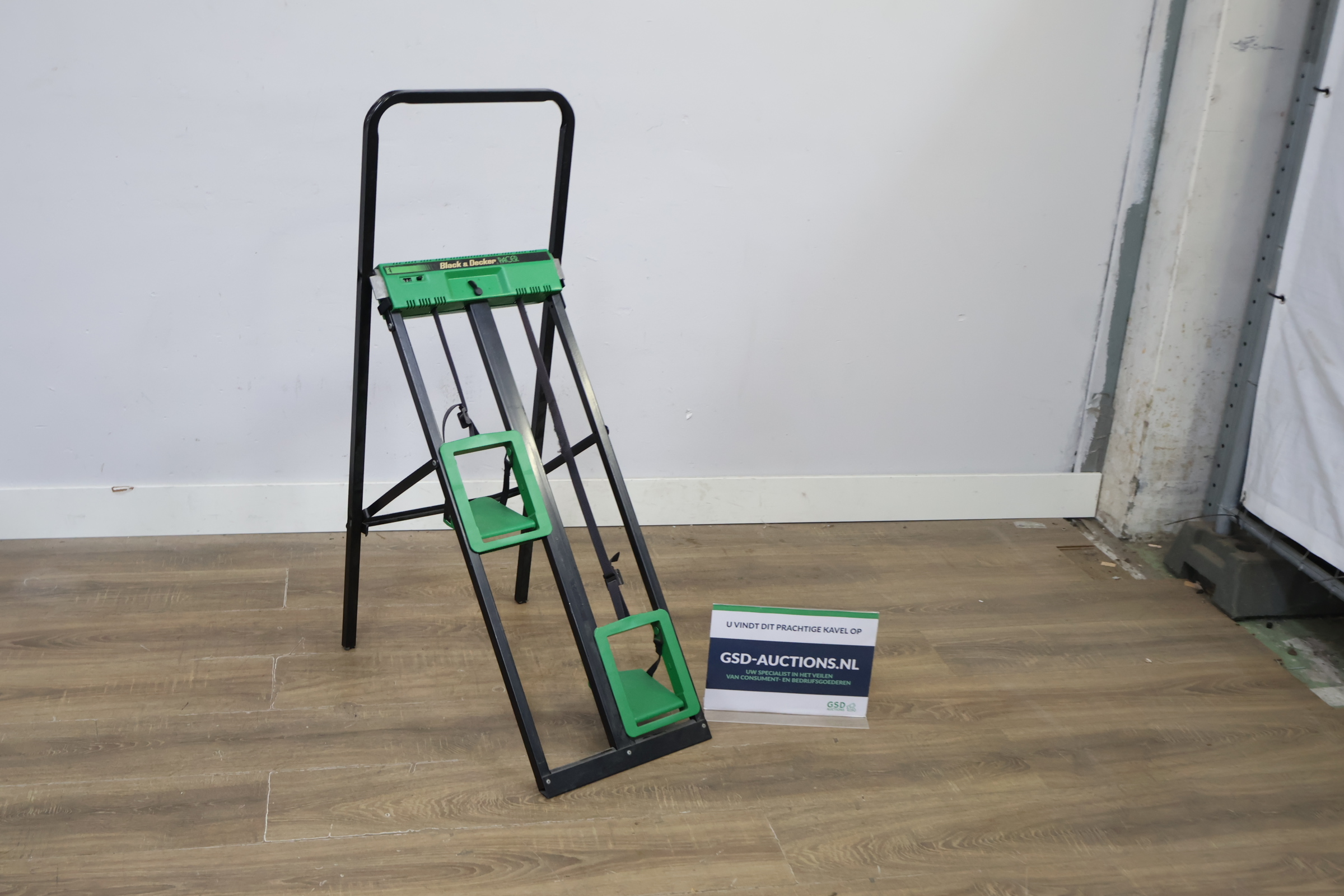Black & Decker Hackz elektrische grasmaaier – foto 2 – kavel bij GSD Auctions, Zoeterwoude