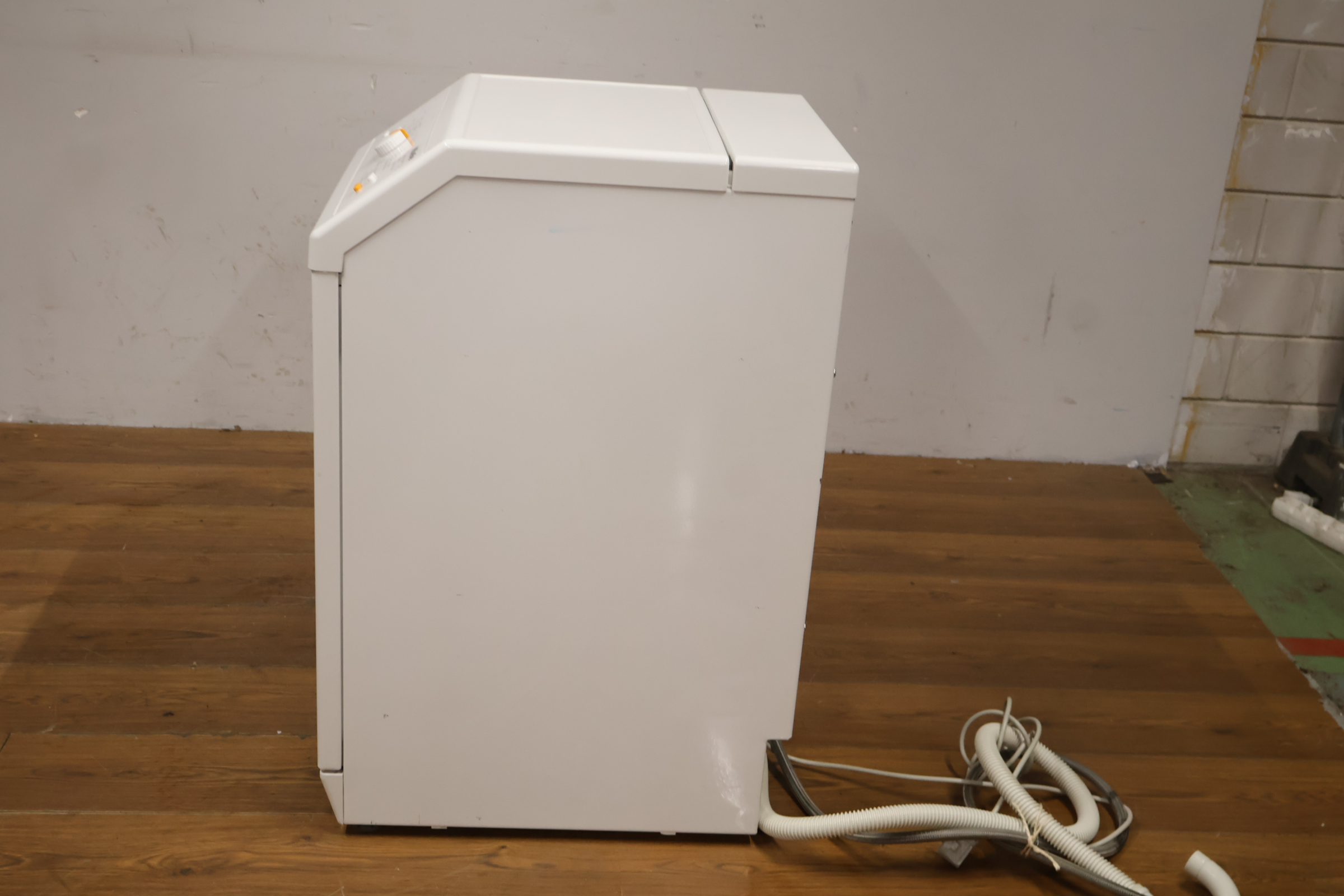 Miele wasmachine met bovenlader – foto 10 – kavel bij GSD Auctions, Zoeterwoude