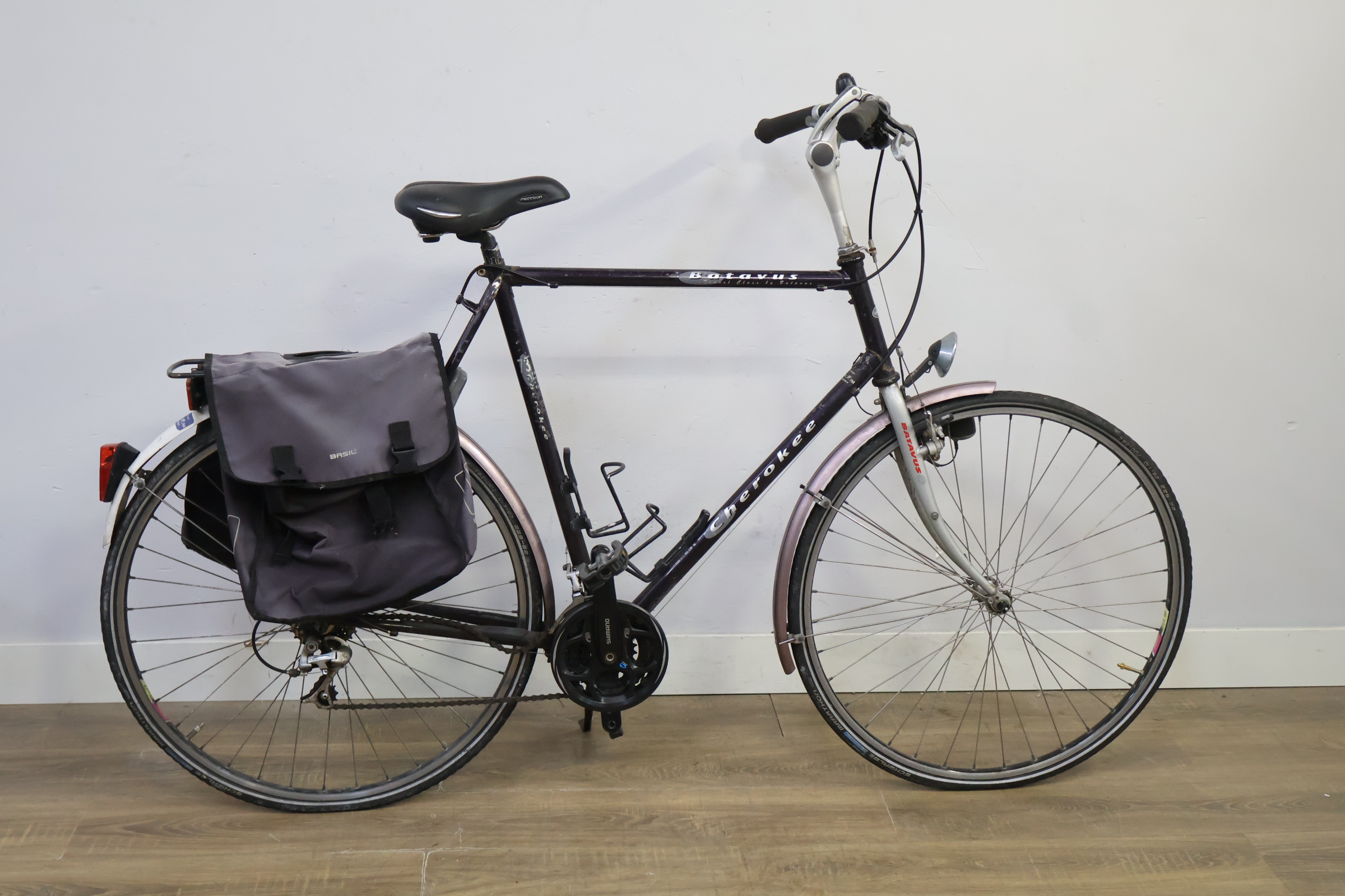 Batavus Tour 3 Versnellingen Herenfiets met Zadeltas – foto 3 – kavel bij GSD Auctions, Zoeterwoude
