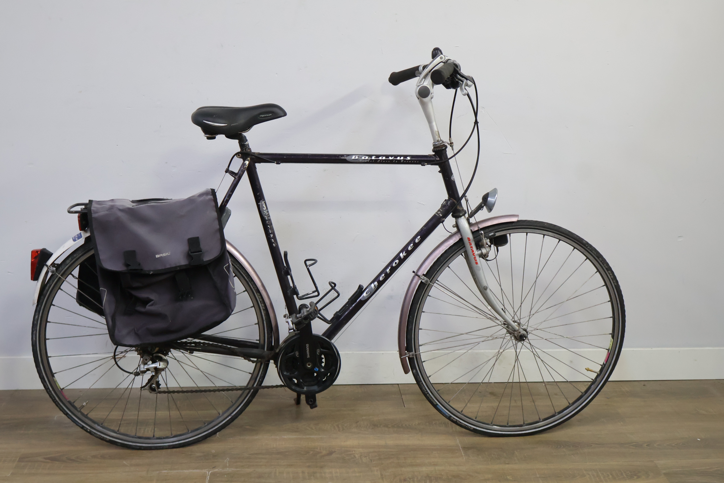 Batavus Tour 3 Versnellingen Herenfiets met Zadeltas – foto 4 – kavel bij GSD Auctions, Zoeterwoude