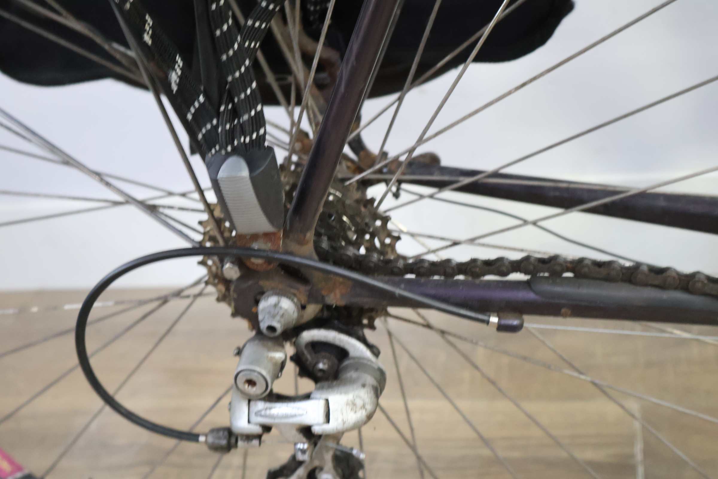 Batavus Tour 3 Versnellingen Herenfiets met Zadeltas – foto 5 – kavel bij GSD Auctions, Zoeterwoude