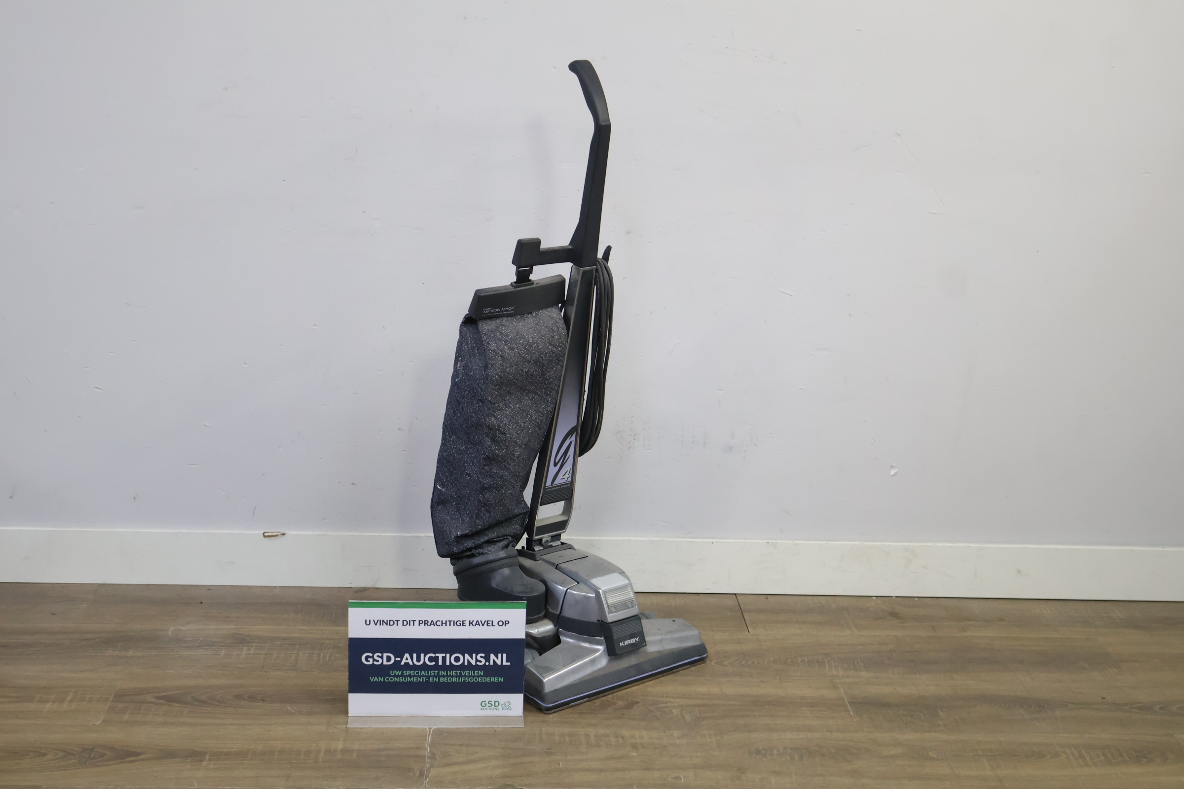 Kirby G4 stofzuiger – kavel bij GSD Auctions, Zoeterwoude