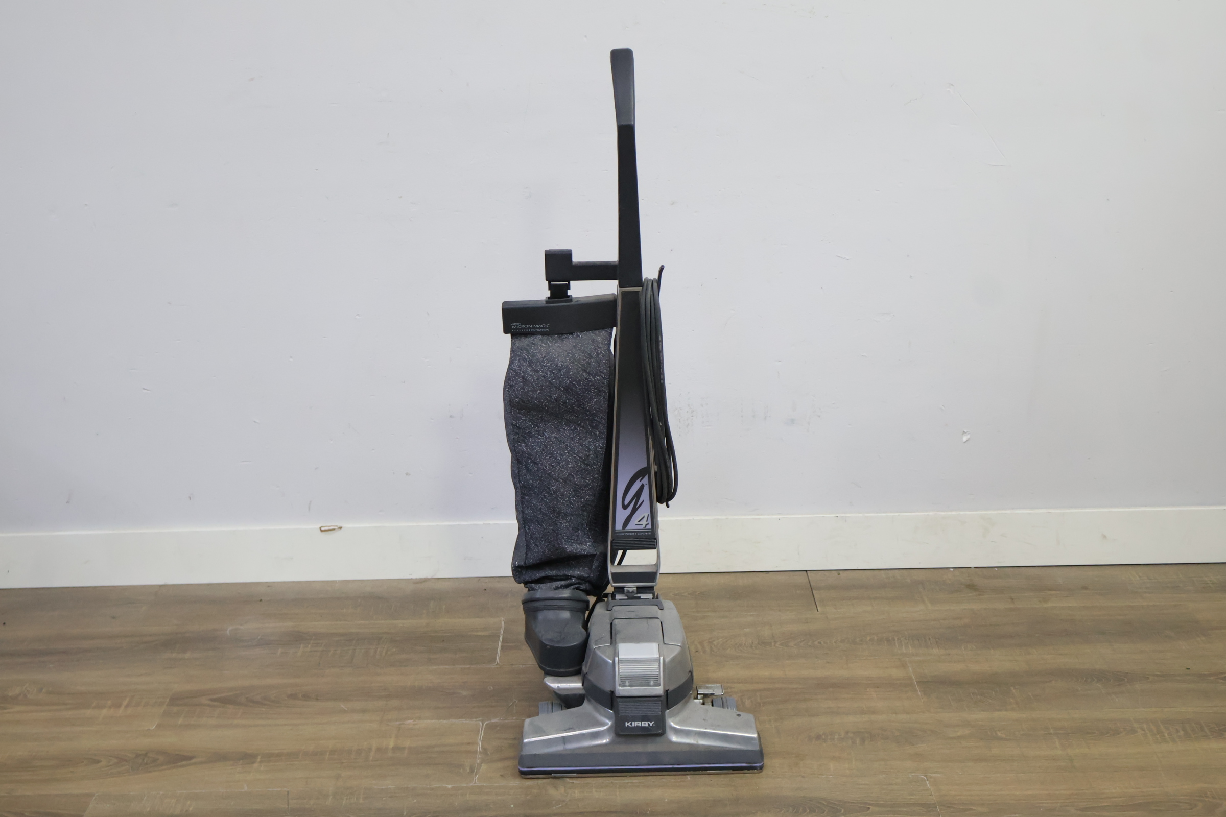 Kirby G4 stofzuiger – foto 10 – kavel bij GSD Auctions, Zoeterwoude