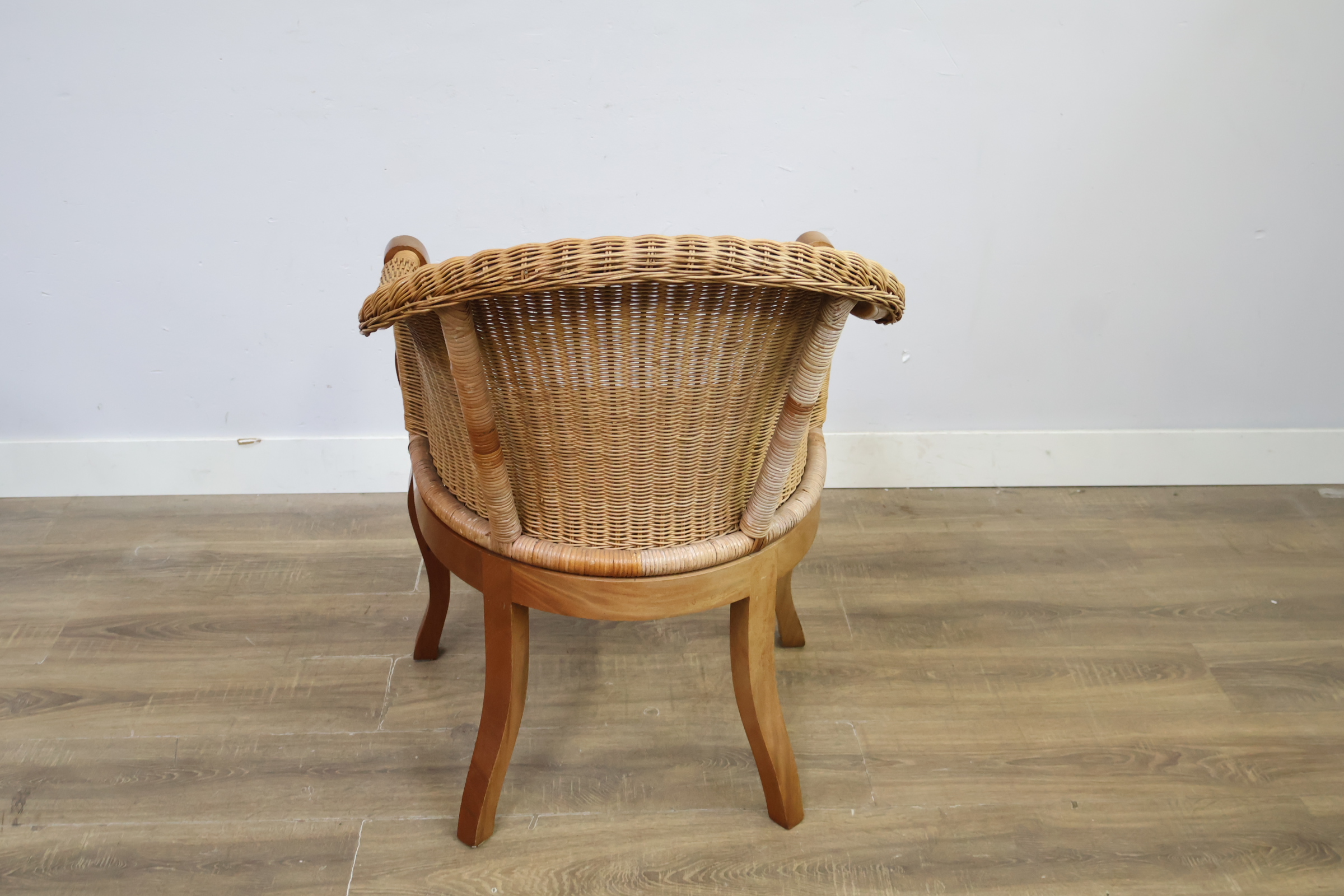Rotan stoel met houten frame – foto 6 – kavel bij GSD Auctions, Zoeterwoude