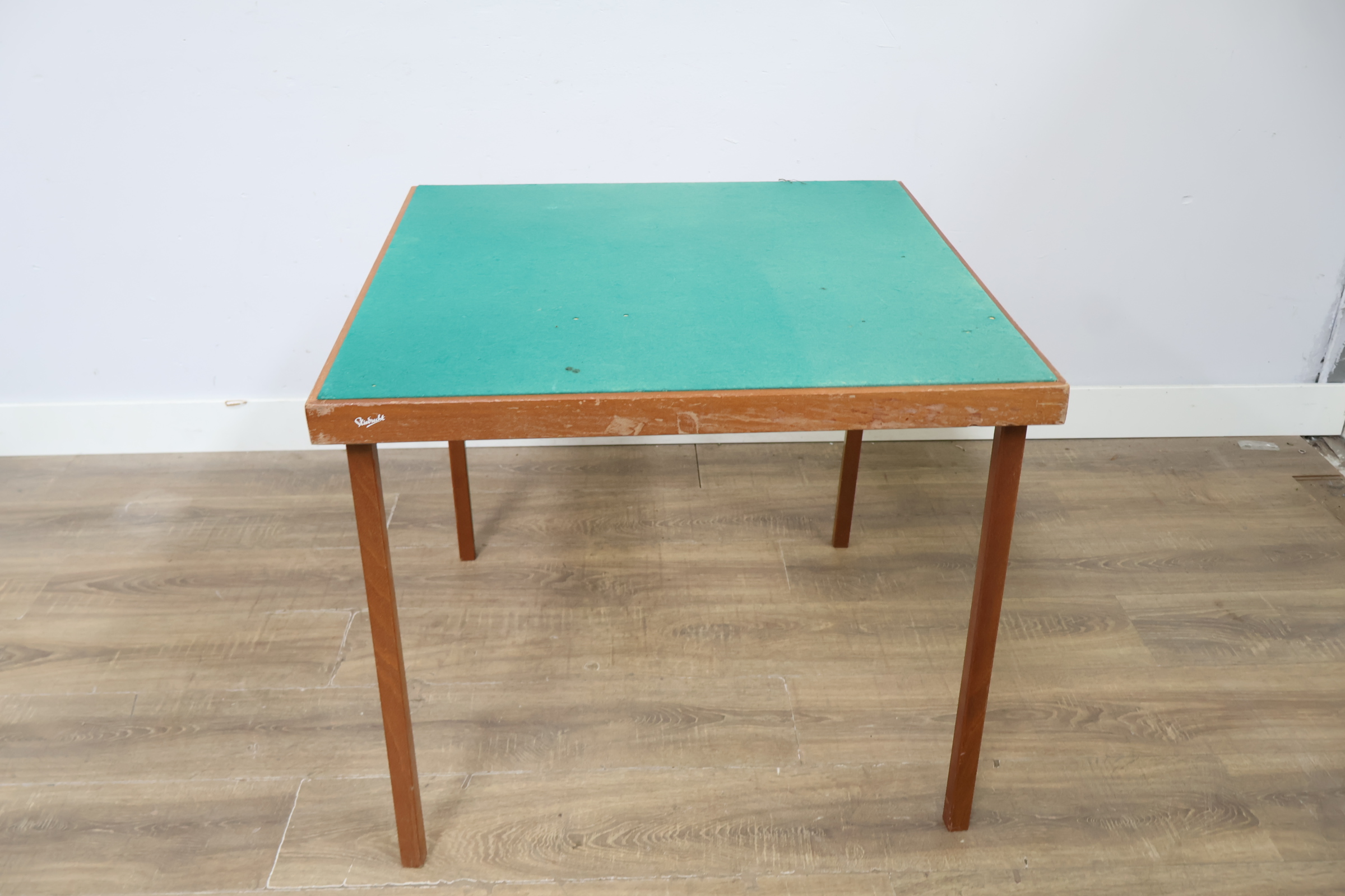 Vintage kaarttafel met groene viltbedekking – foto 4 – kavel bij GSD Auctions, Zoeterwoude