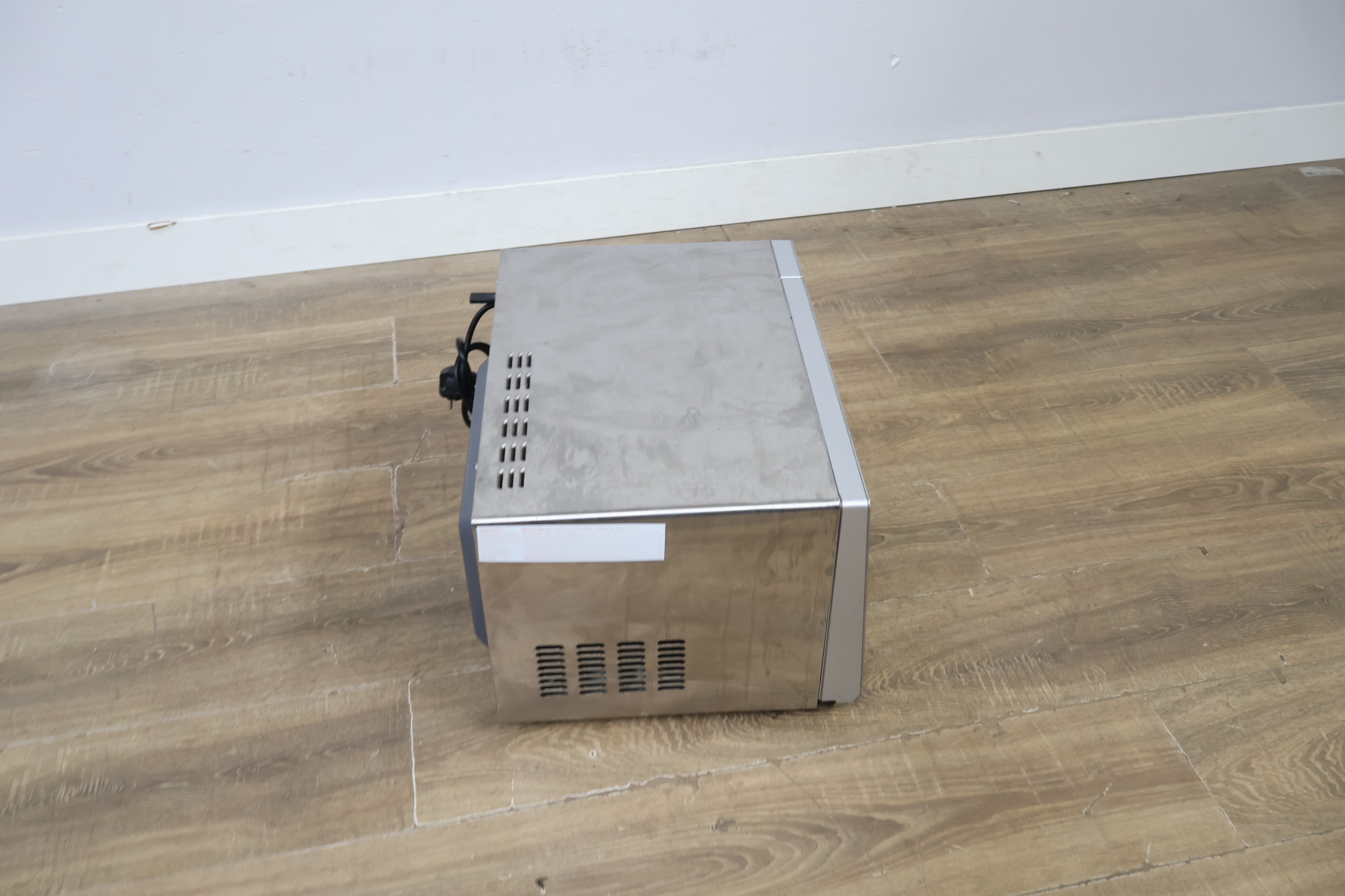 Inventum magnetron wit en RVS – foto 4 – kavel bij GSD Auctions, Zoeterwoude