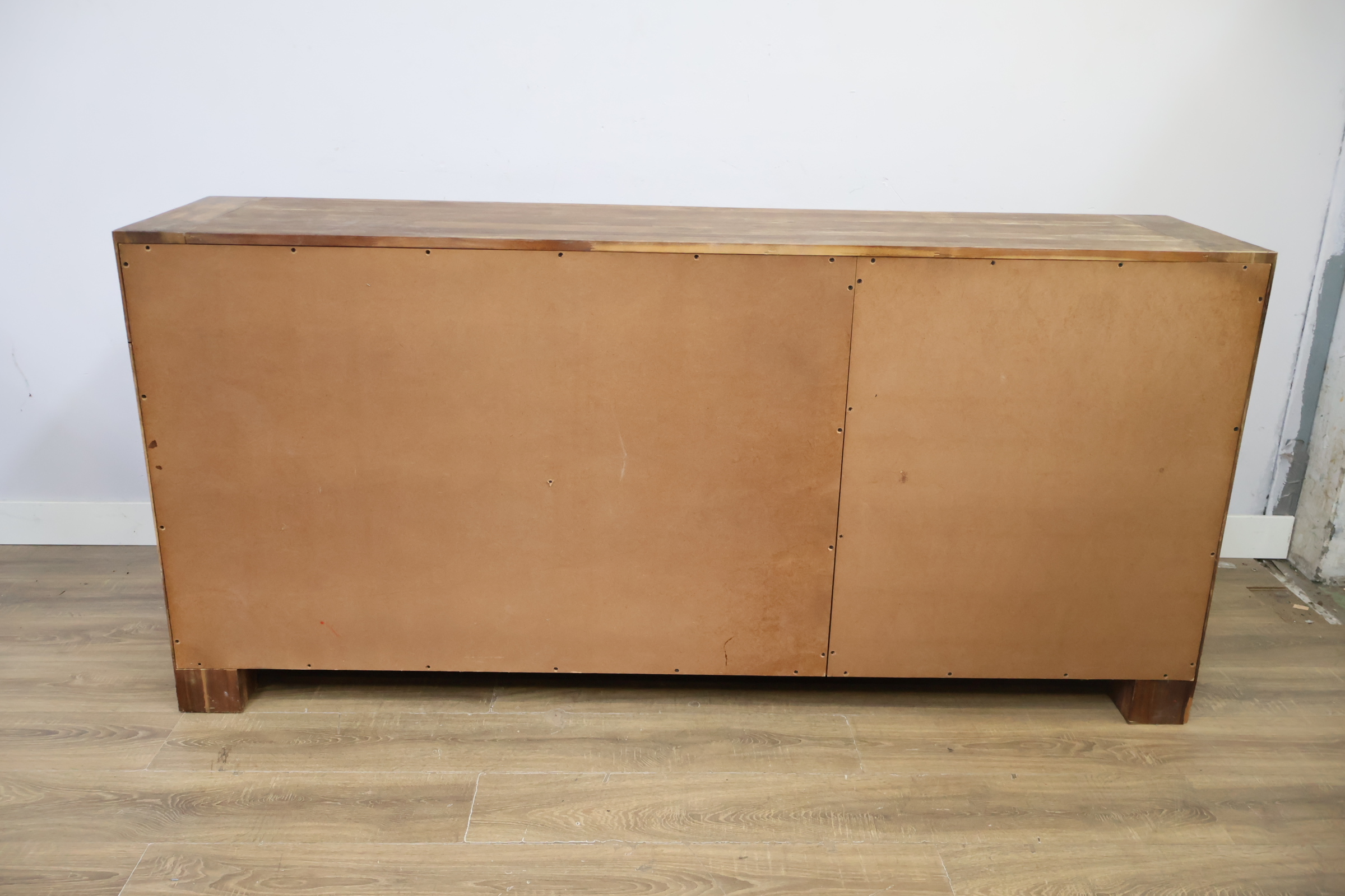 Houten dressoir met laden en deuren – foto 5 – kavel bij GSD Auctions, Zoeterwoude