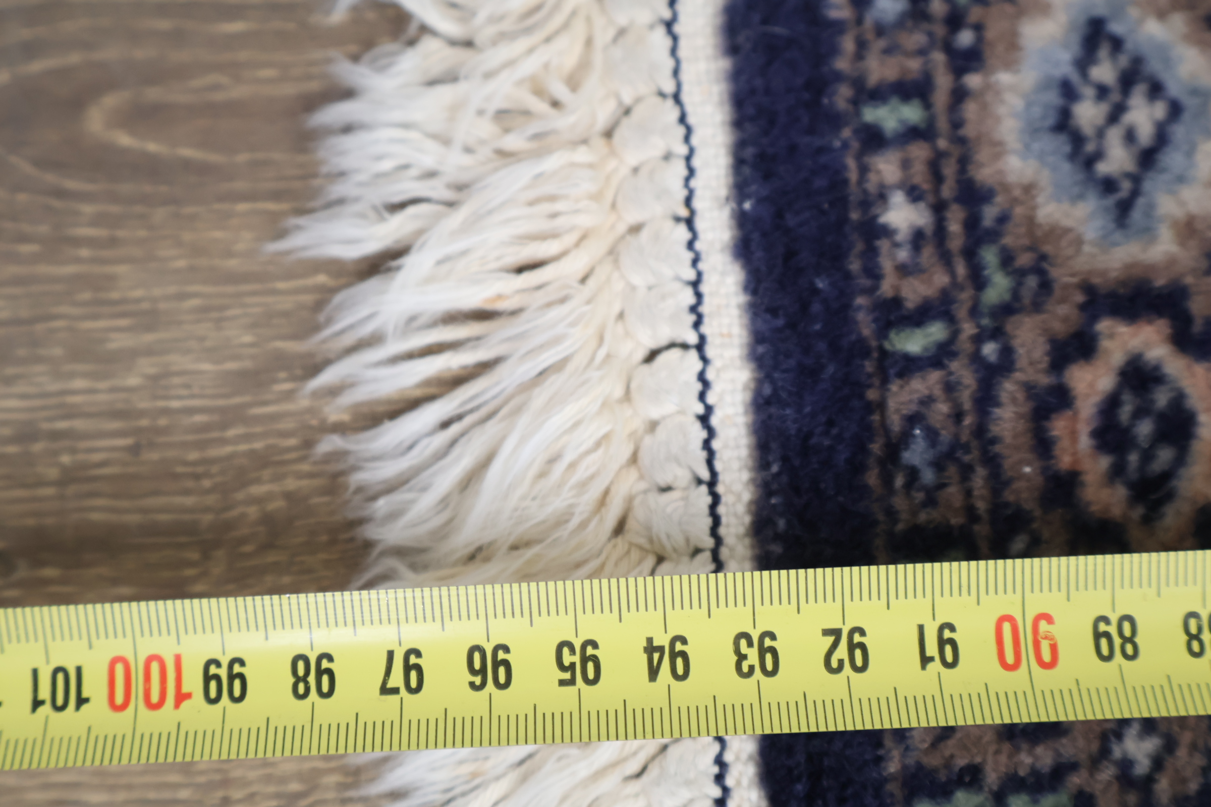 Kleurrijk vloerkleed met geometrisch patroon – foto 8 – kavel bij GSD Auctions, Zoeterwoude