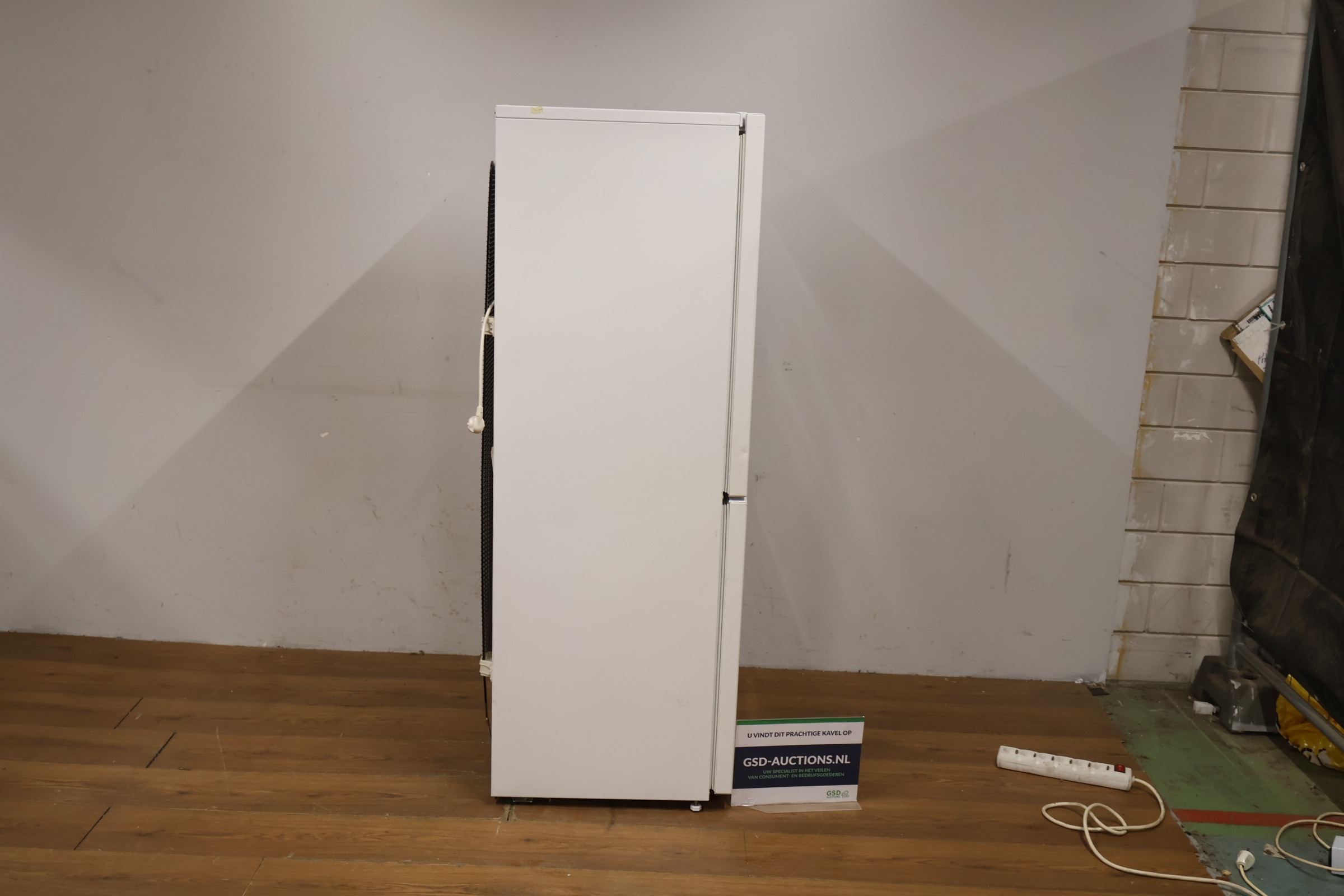 Beko Koelkast met Vriezer – foto 3 – kavel bij GSD Auctions, Zoeterwoude
