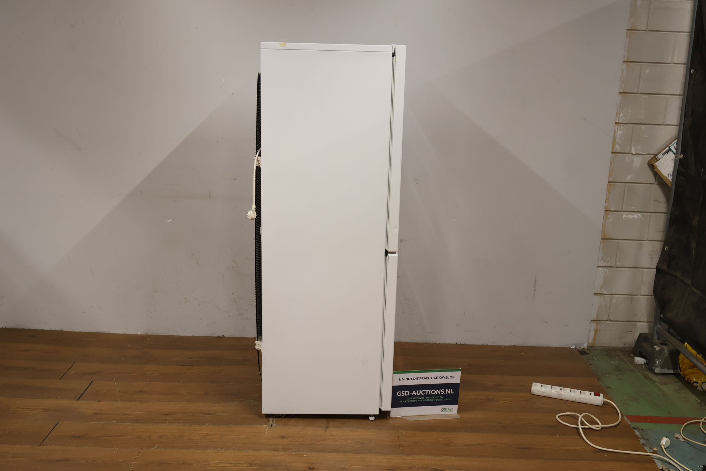 Beko Koelkast met Vriezer – foto 4 – kavel bij GSD Auctions, Zoeterwoude