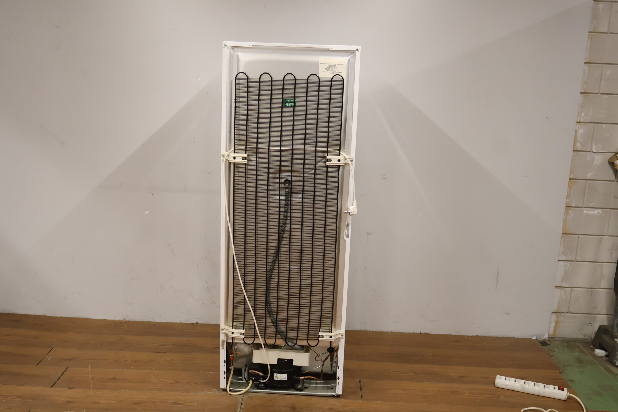 Beko Koelkast met Vriezer – foto 5 – kavel bij GSD Auctions, Zoeterwoude