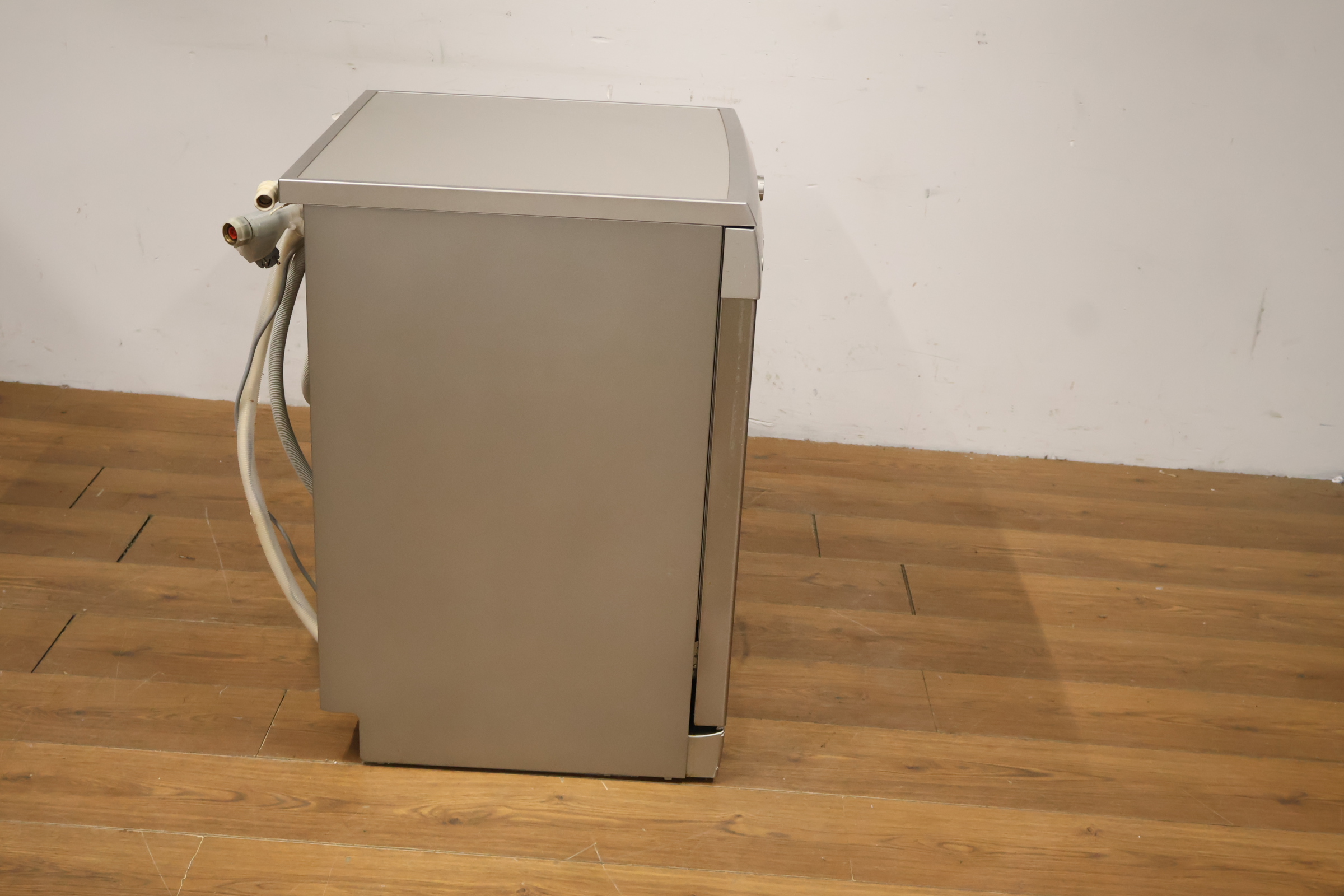 Bosch afwasmachine in RVS – foto 4 – kavel bij GSD Auctions, Zoeterwoude