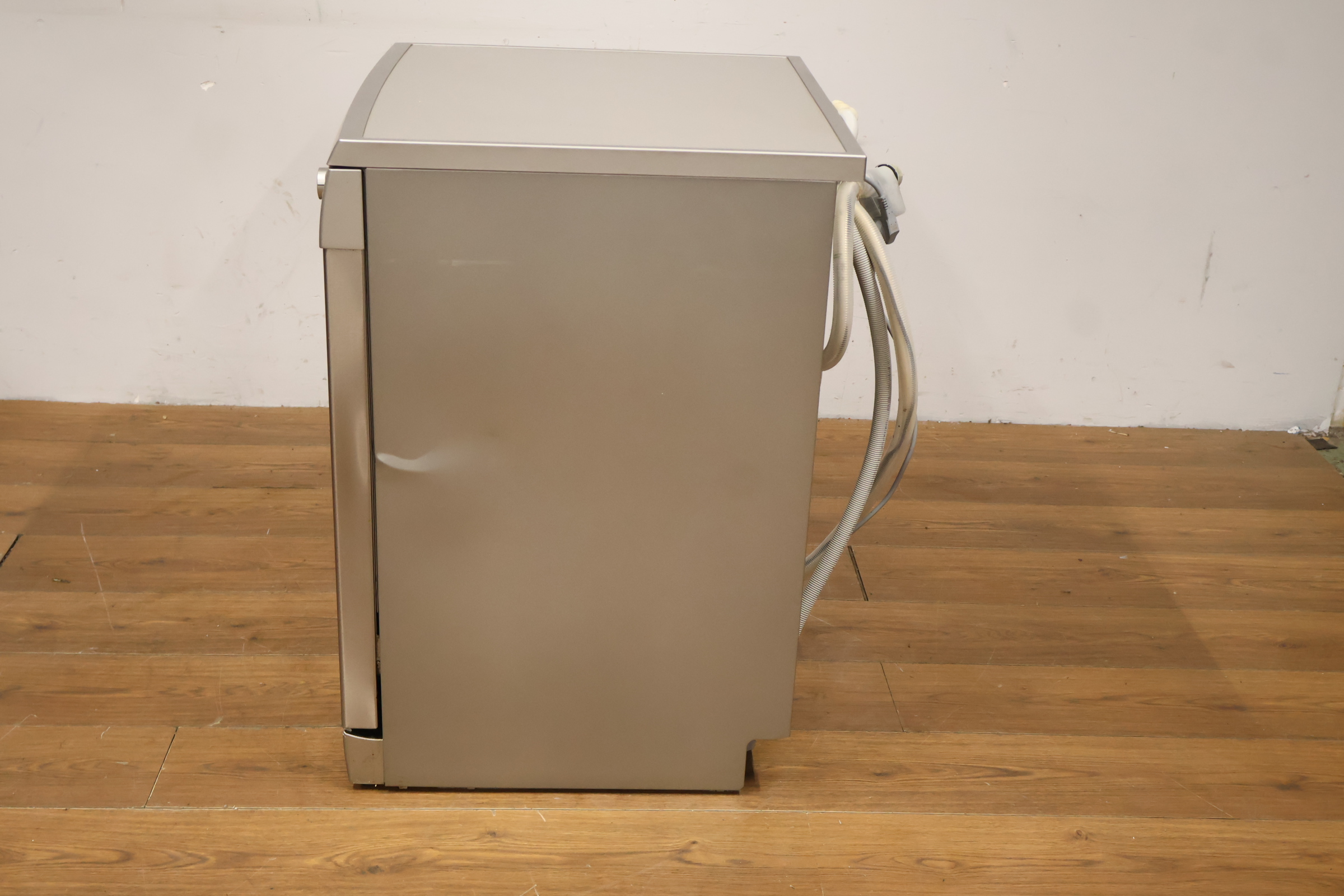 Bosch afwasmachine in RVS – foto 8 – kavel bij GSD Auctions, Zoeterwoude