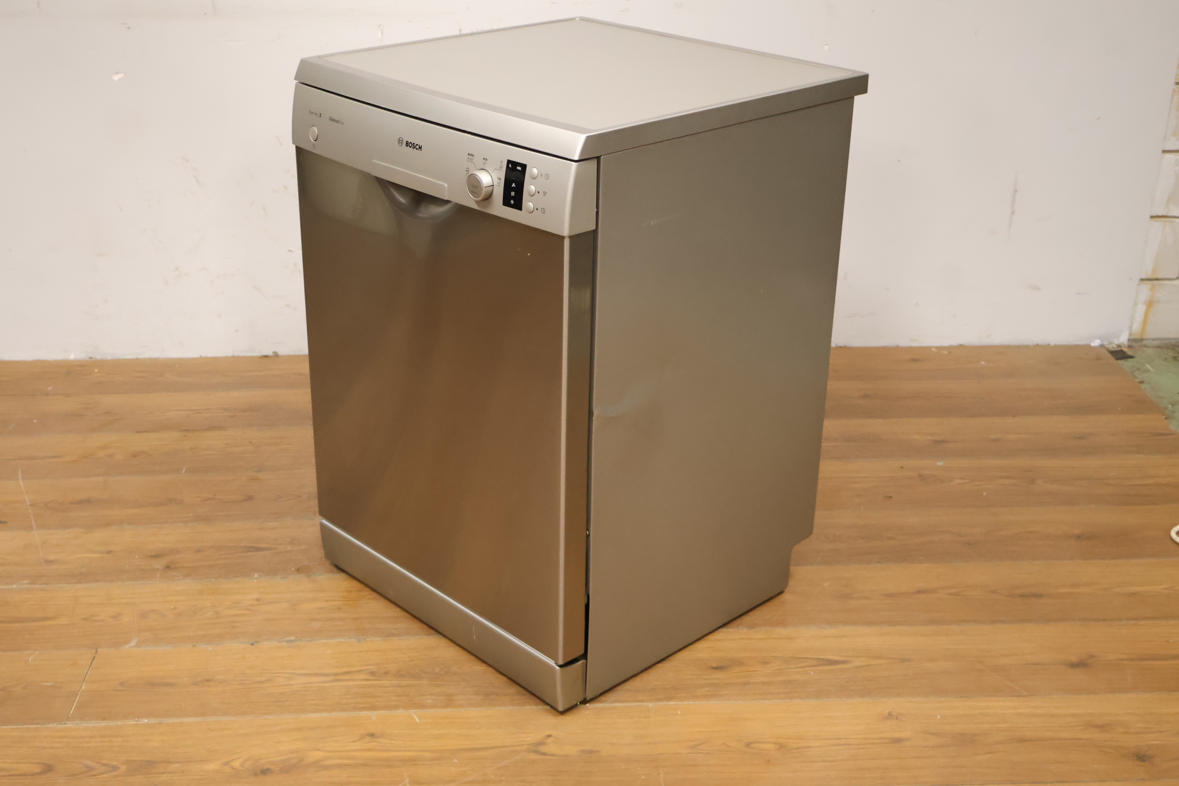 Bosch afwasmachine in RVS – foto 10 – kavel bij GSD Auctions, Zoeterwoude