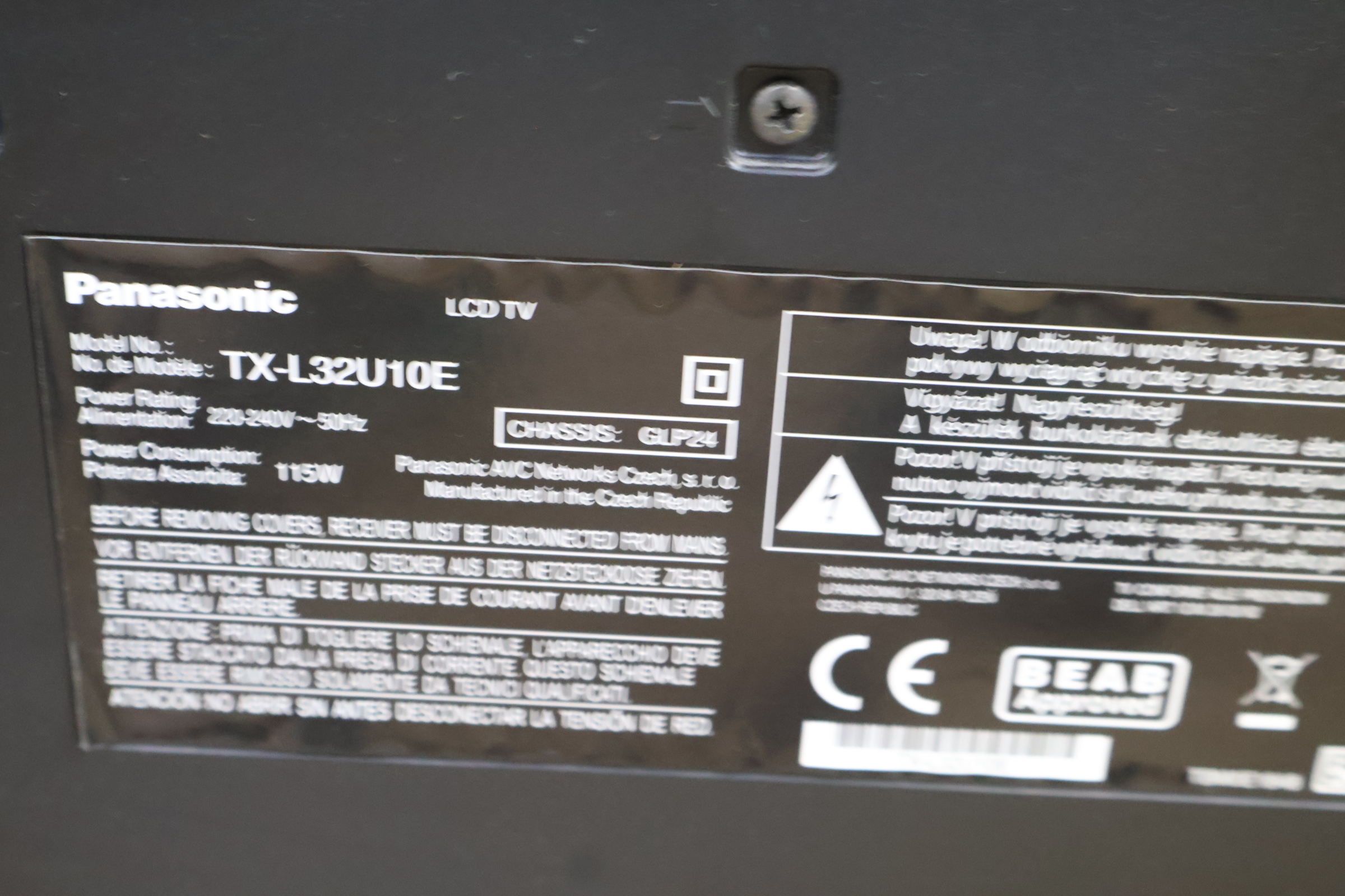 Panasonic Viera LCD-televisie – foto 7 – kavel bij GSD Auctions, Zoeterwoude