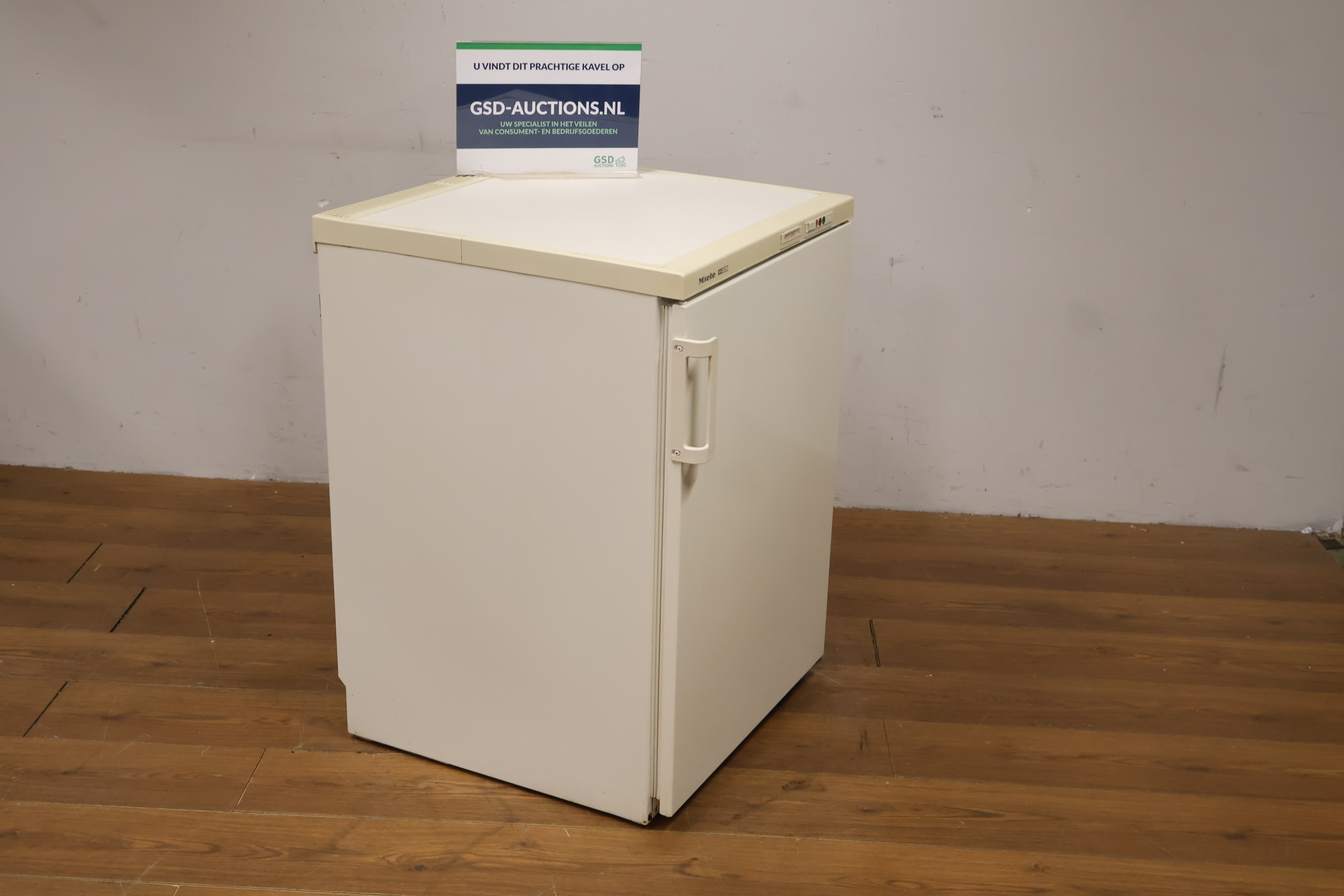 Miele koelkast – foto 2 – kavel bij GSD Auctions, Zoeterwoude