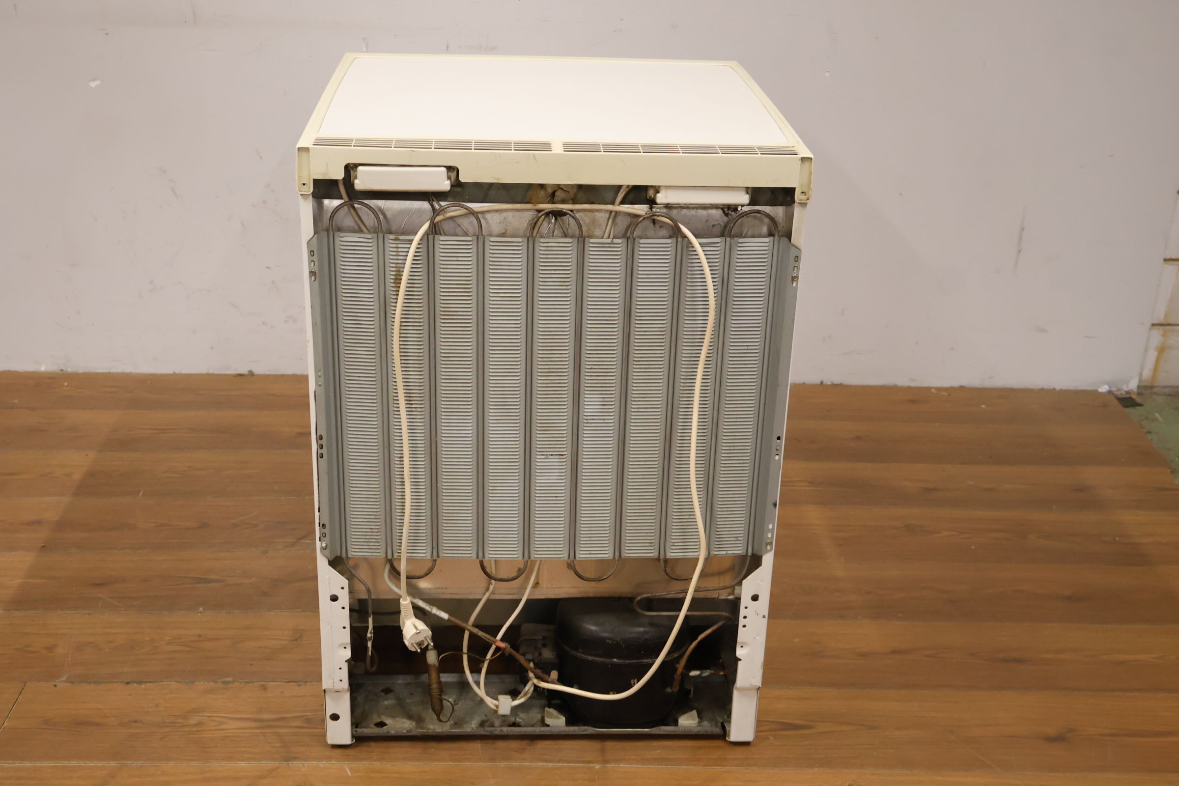Miele koelkast – foto 6 – kavel bij GSD Auctions, Zoeterwoude