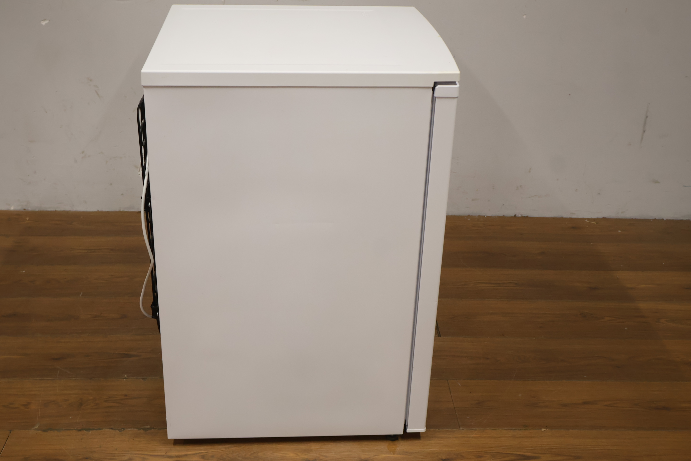 Whirlpool koelkast zonder vriesvak – foto 4 – kavel bij GSD Auctions, Zoeterwoude