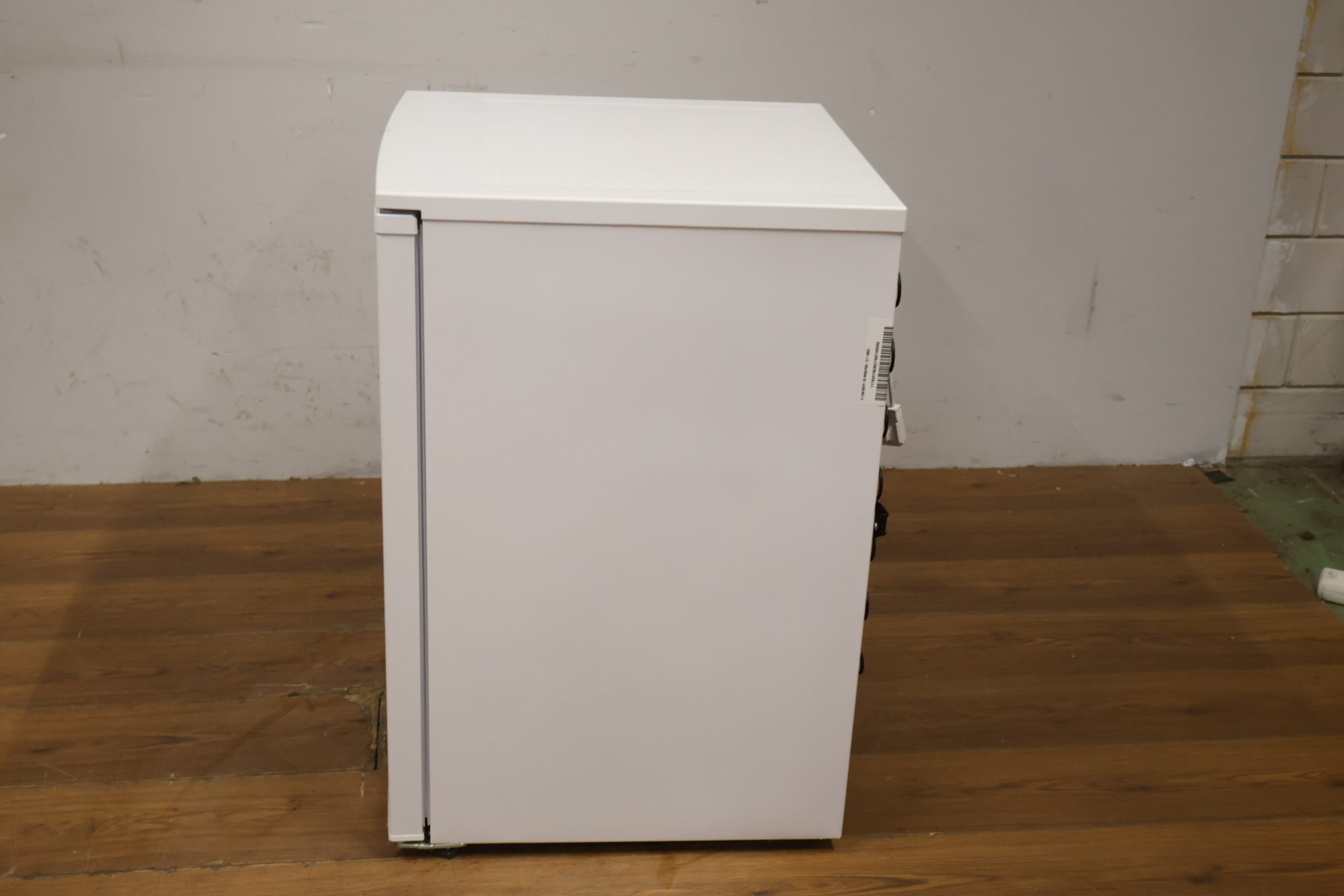 Whirlpool koelkast zonder vriesvak – foto 7 – kavel bij GSD Auctions, Zoeterwoude