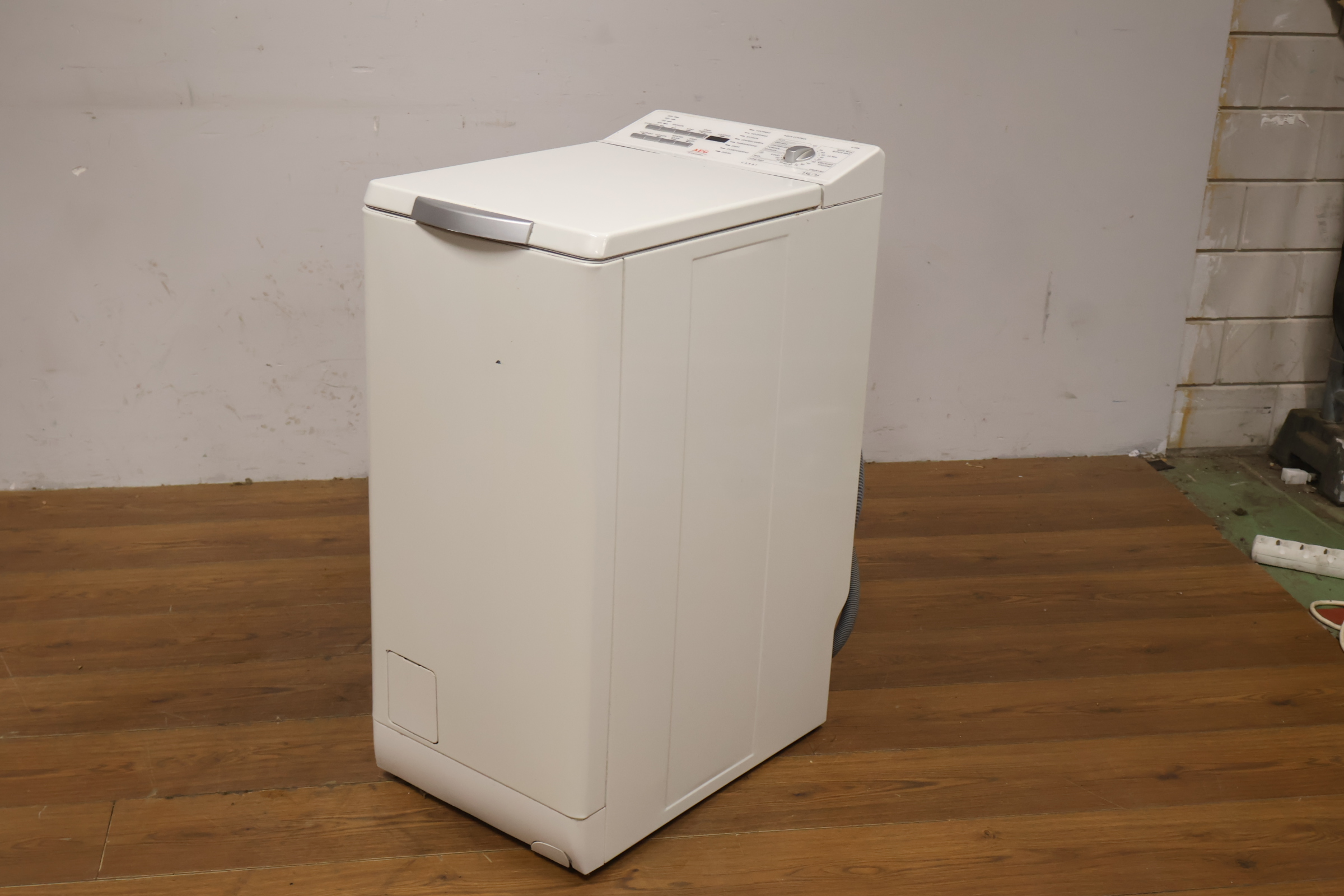 Bovenladende wasmachine – foto 10 – kavel bij GSD Auctions, Zoeterwoude