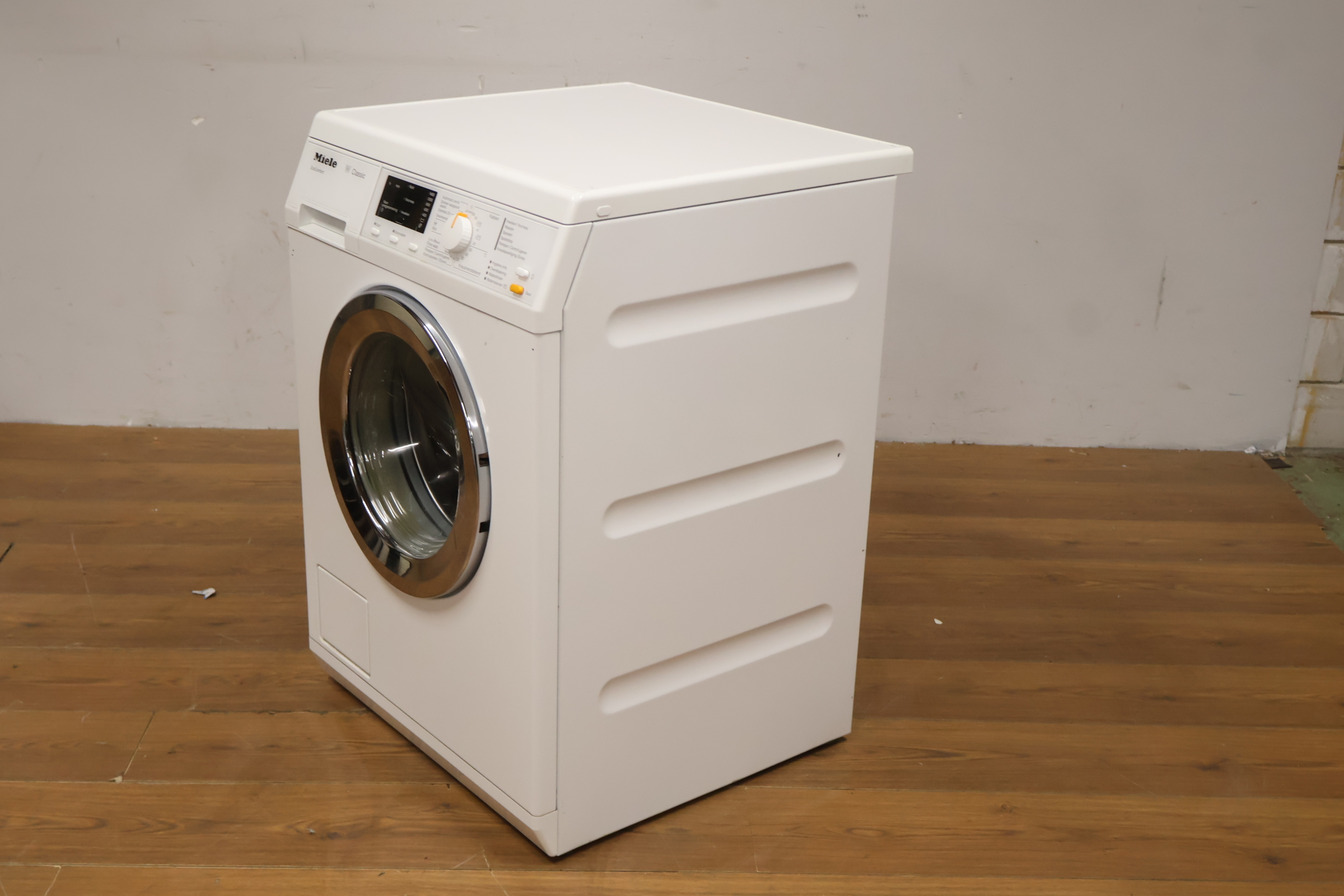 Miele W Classic EcoComfort Wasmachine – foto 9 – kavel bij GSD Auctions, Zoeterwoude