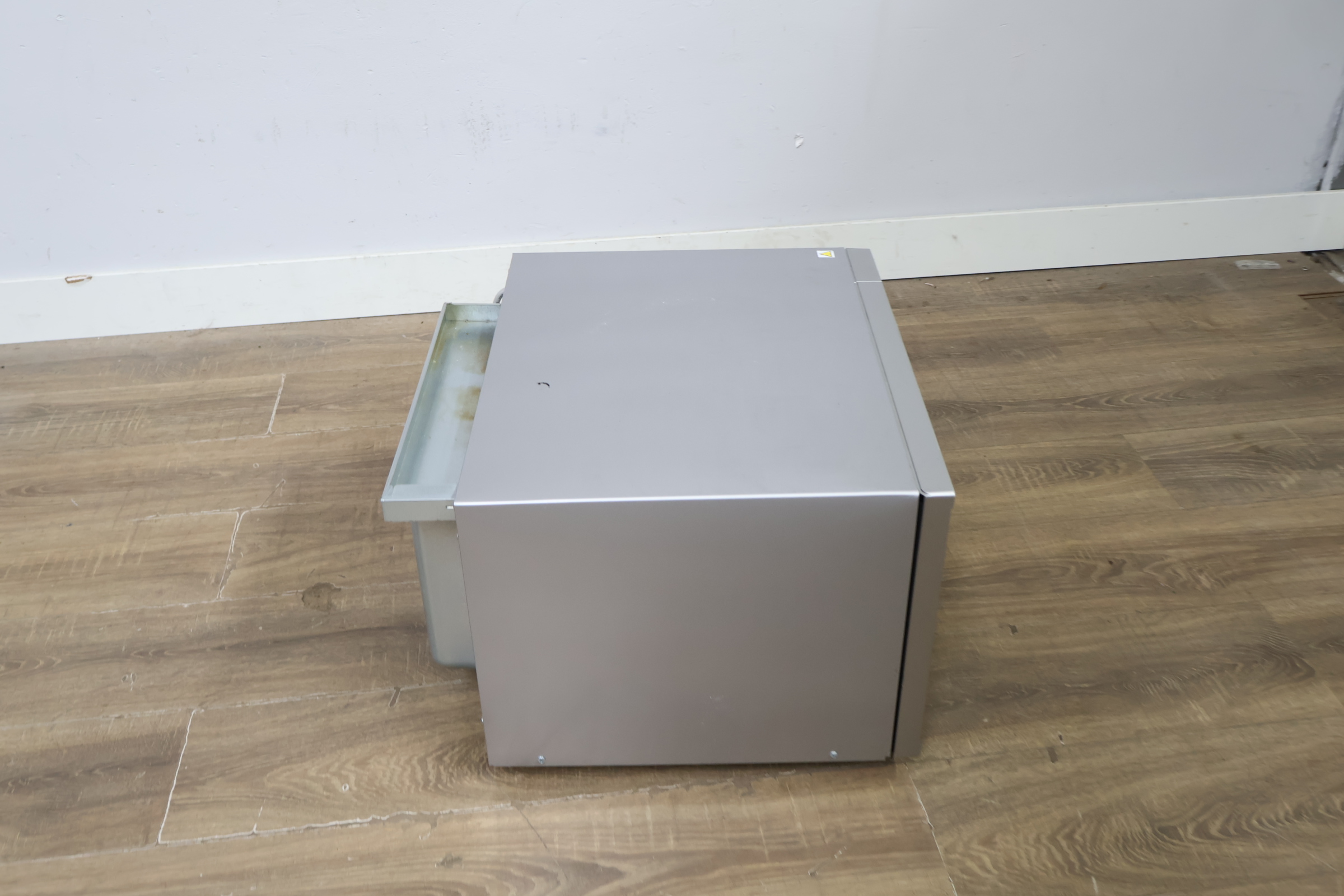 Sharp Inverter Magnetron – foto 4 – kavel bij GSD Auctions, Zoeterwoude