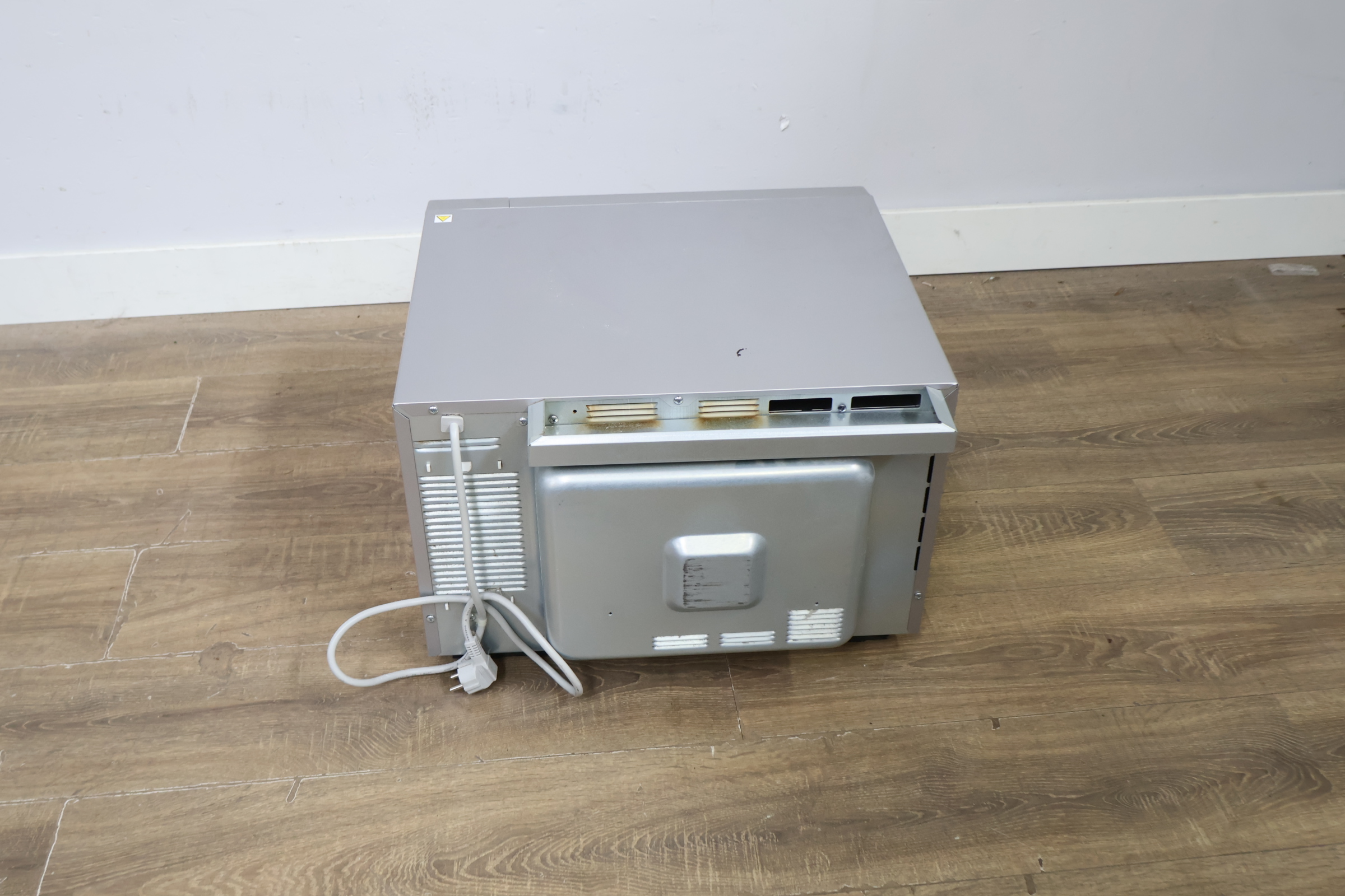Sharp Inverter Magnetron – foto 6 – kavel bij GSD Auctions, Zoeterwoude