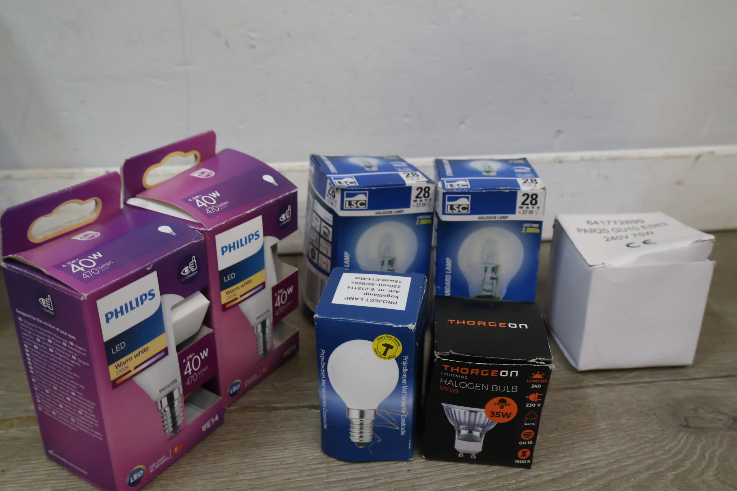 Verzameling diverse lichtbronnen Philips, Osram en meer – foto 7 – kavel bij GSD Auctions, Zoeterwoude