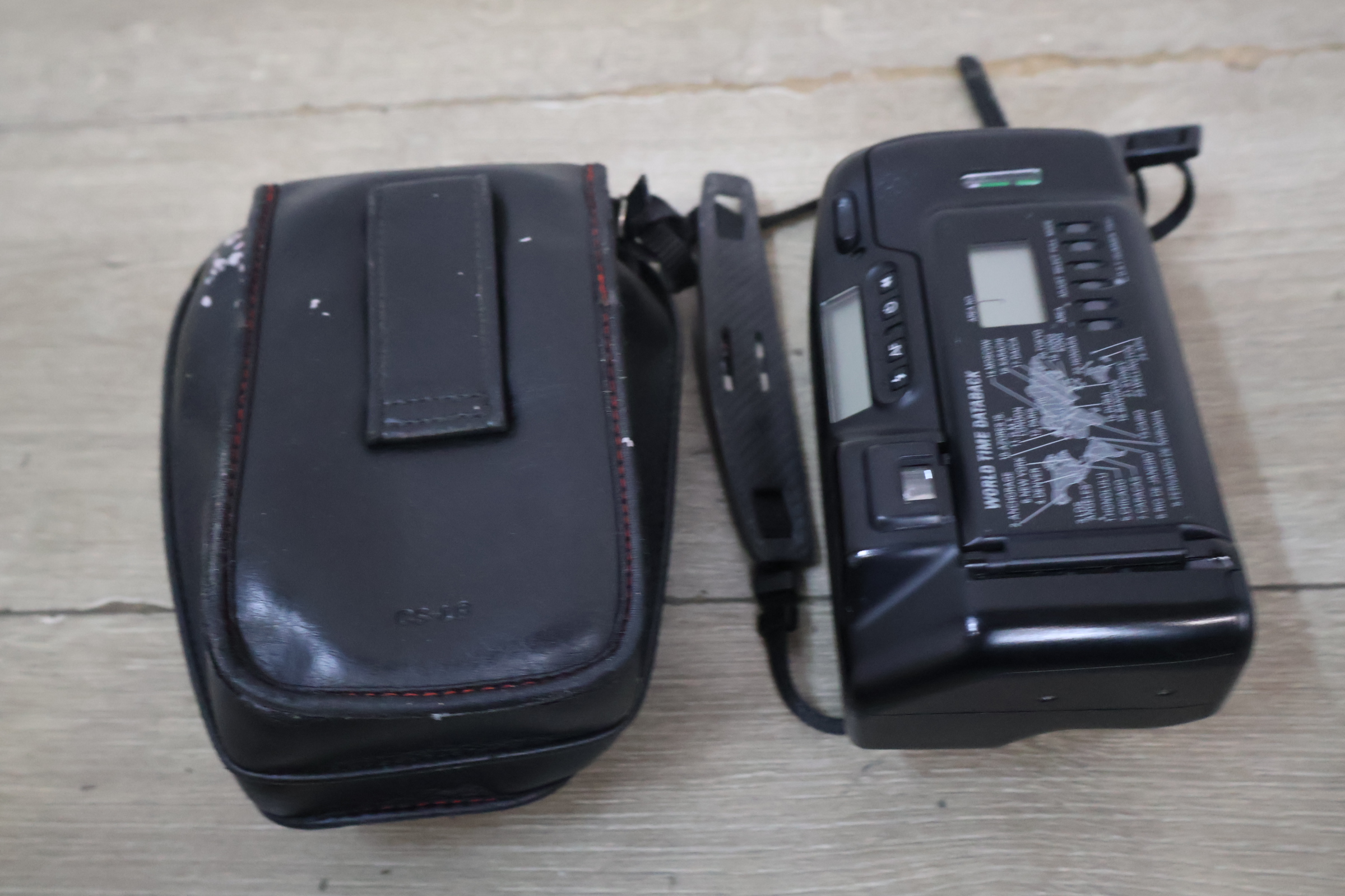 Nikon L35AF compacte camera met draagtas – foto 6 – kavel bij GSD Auctions, Zoeterwoude