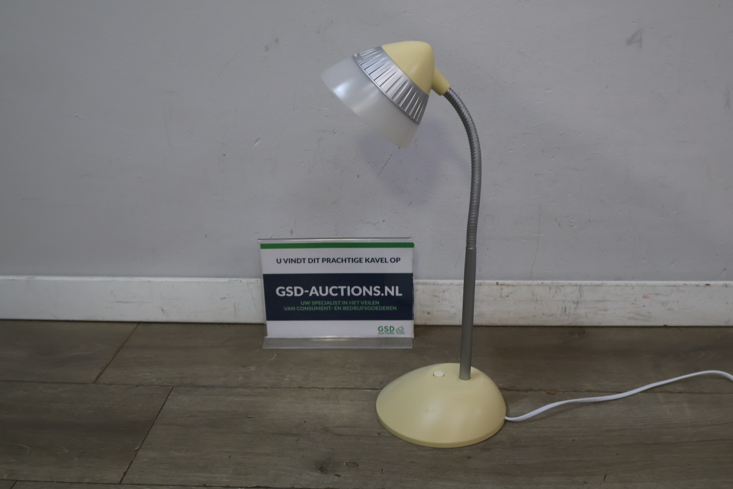 Bureaulamp met flexibele hals – kavel bij GSD Auctions, Zoeterwoude