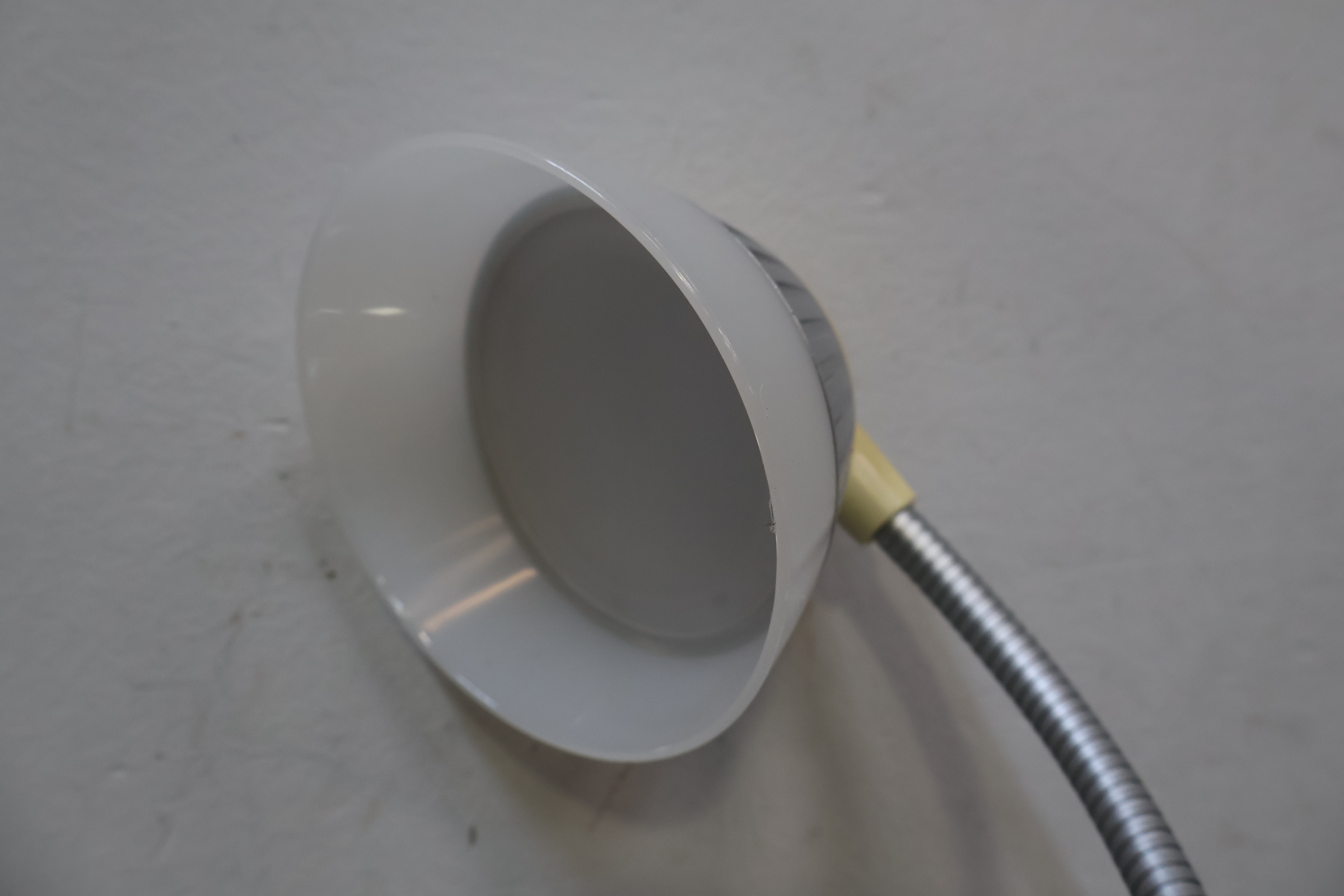 Bureaulamp met flexibele hals – foto 7 – kavel bij GSD Auctions, Zoeterwoude