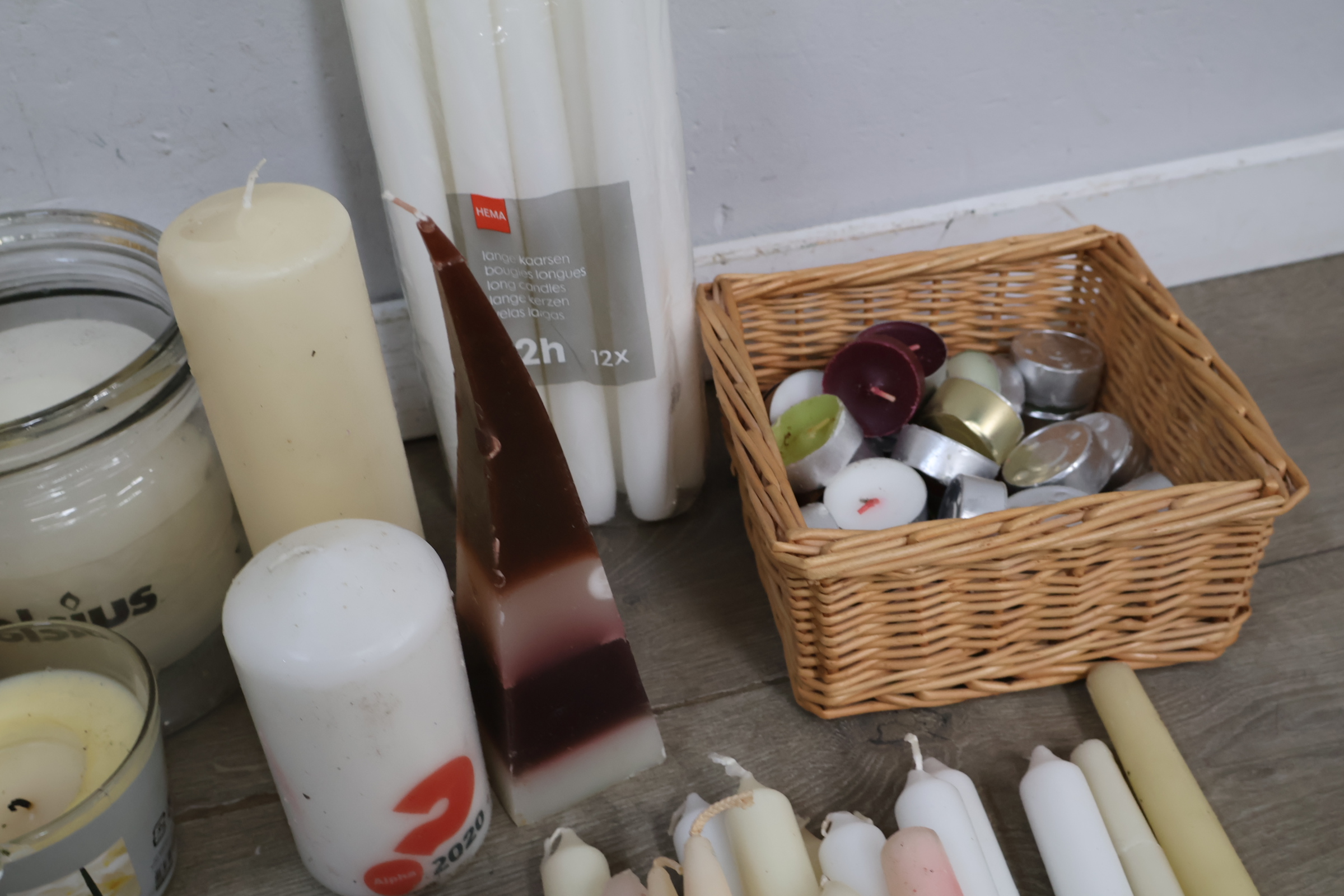 Diverse kaarsen en theelichthouders inclusief Bolsius – foto 10 – kavel bij GSD Auctions, Zoeterwoude