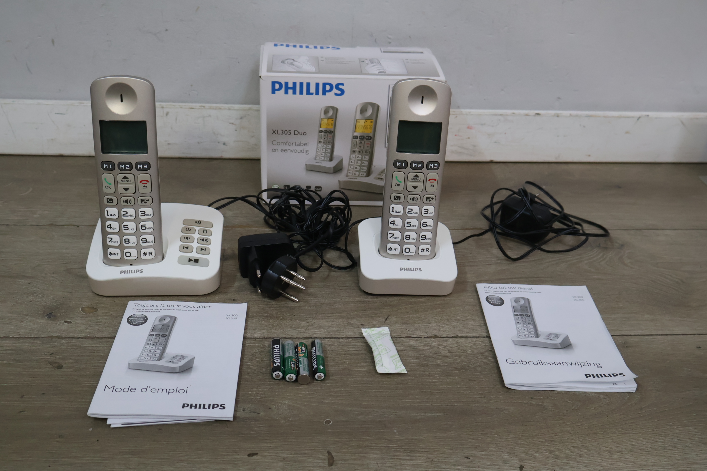 Philips XL305 Duo draadloze telefoonset met antwoordapparaat – foto 3 – kavel bij GSD Auctions, Zoeterwoude